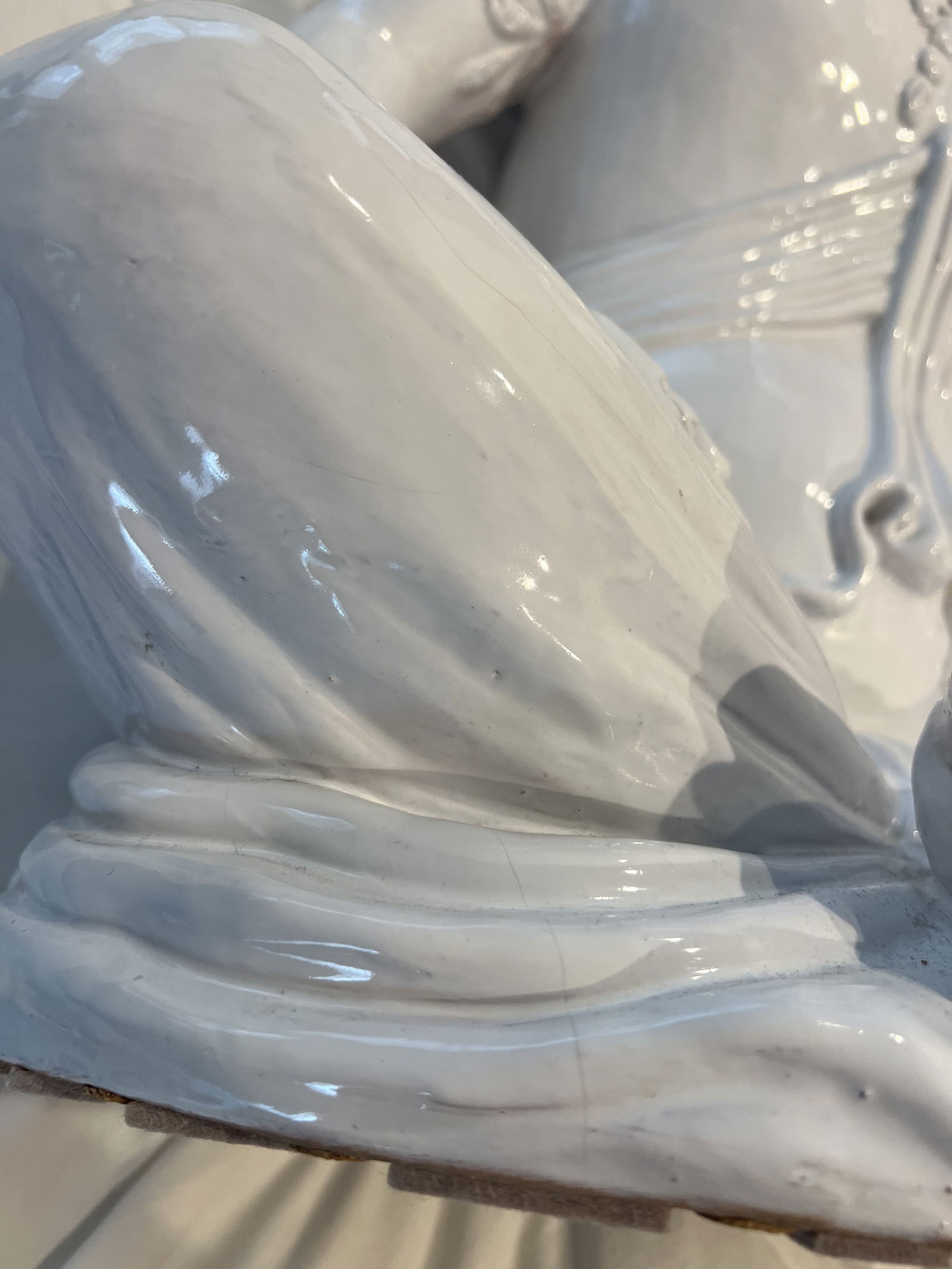 Large Italian White Thai Teppanom Goddess - 6