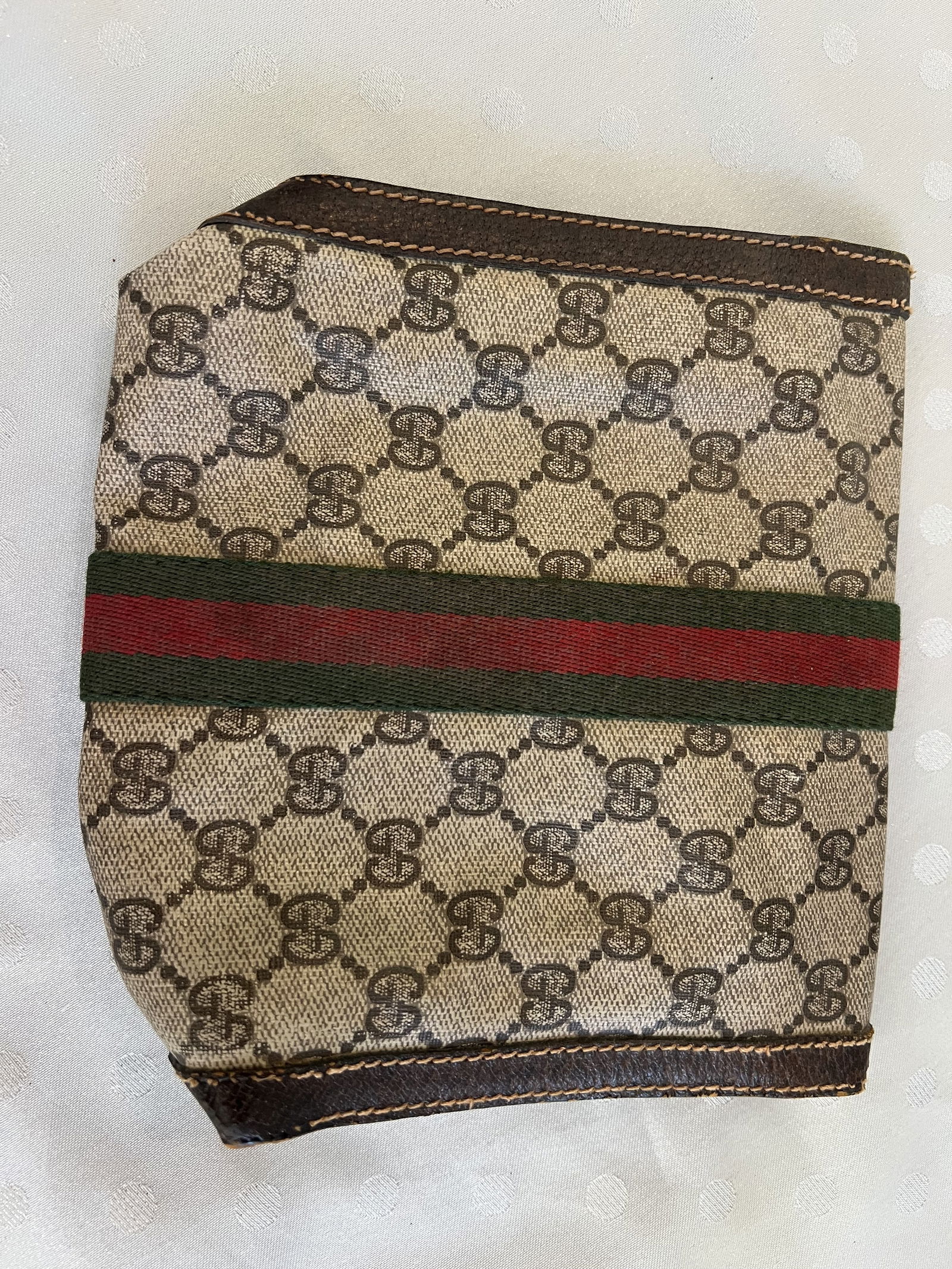 Gucci Parfums Bag - 4