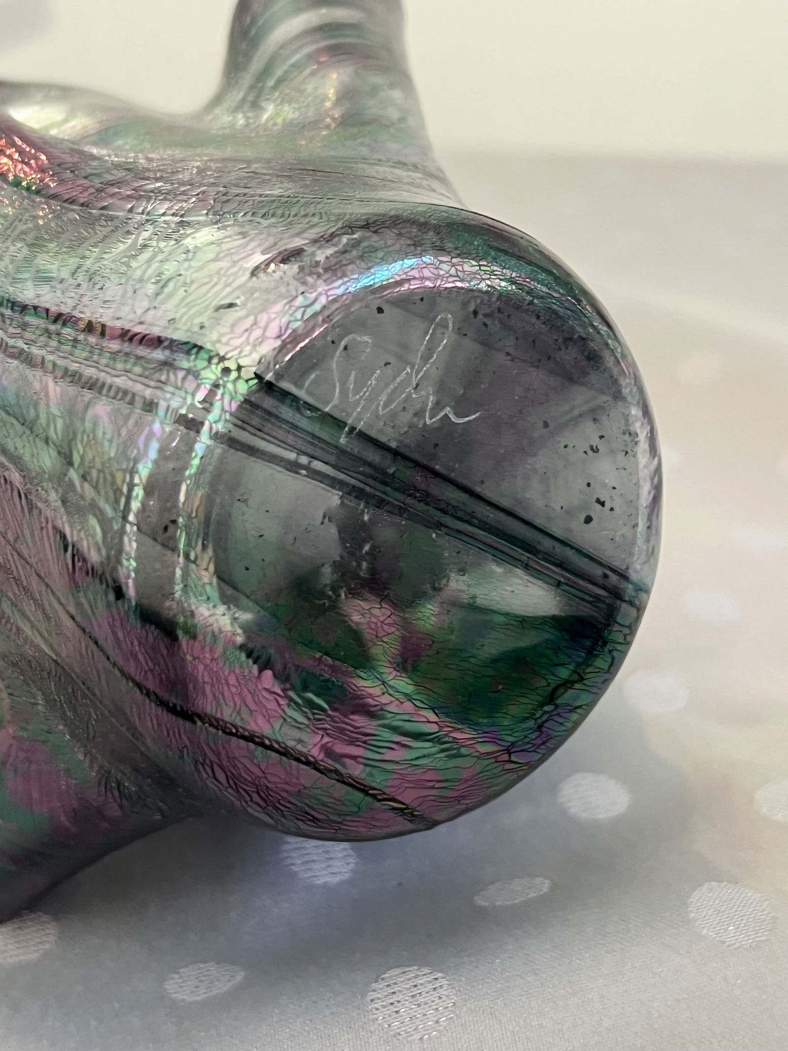 (2) Tony Serviente Art Glass Hankerchief Vases - 6