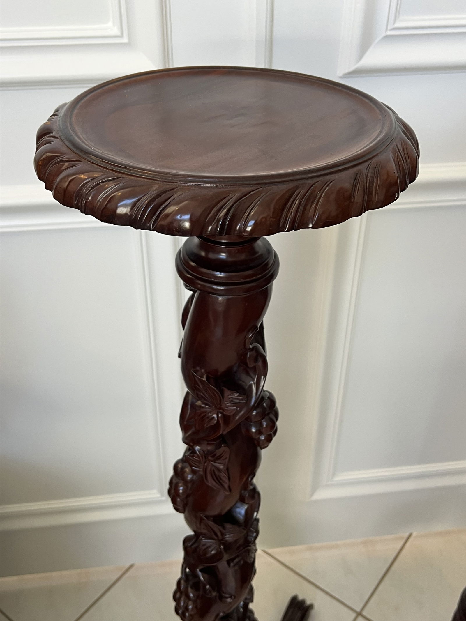 Pair of Fruitwood Vine Display Stands - 3