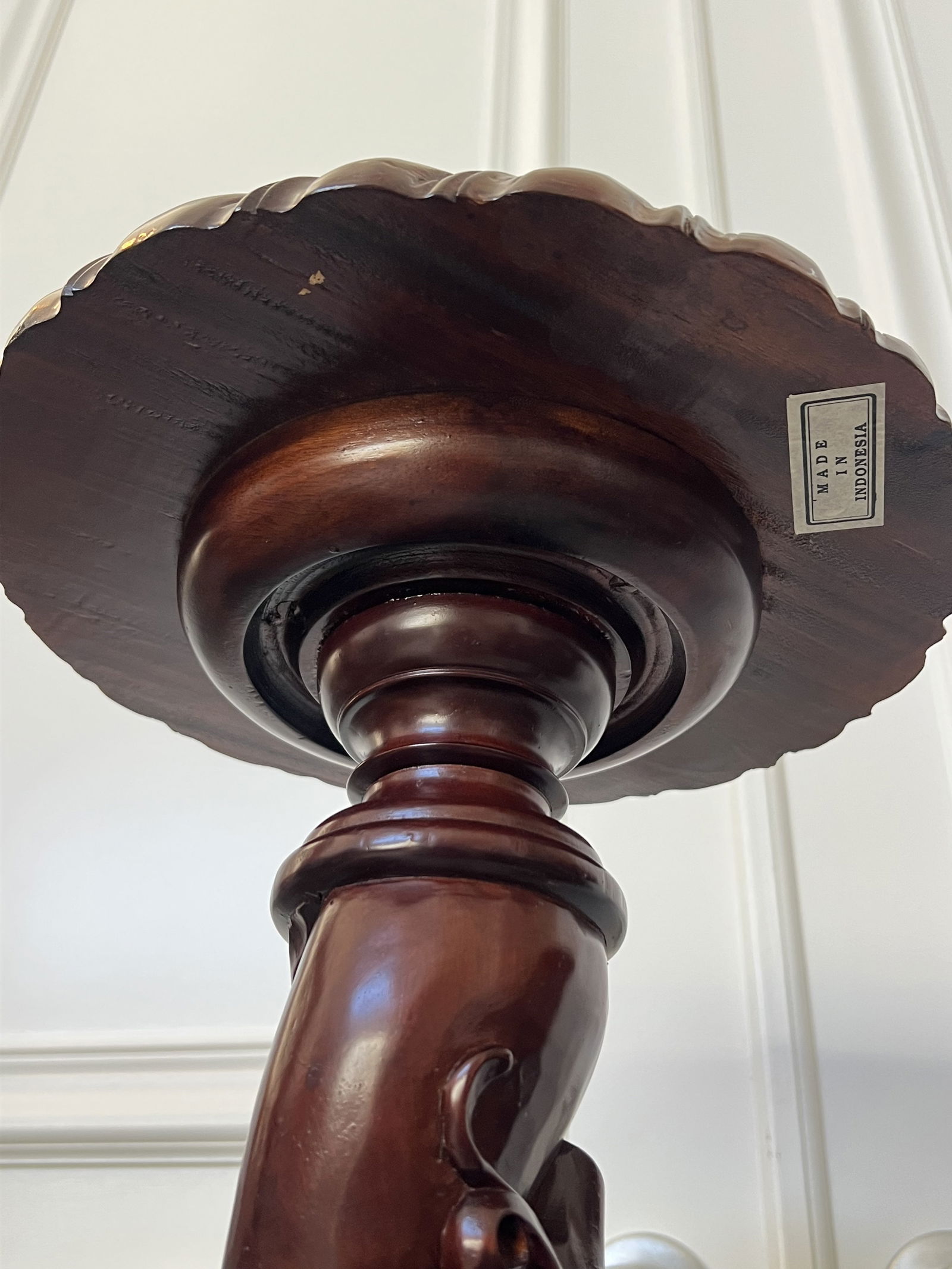 Pair of Fruitwood Vine Display Stands - 7