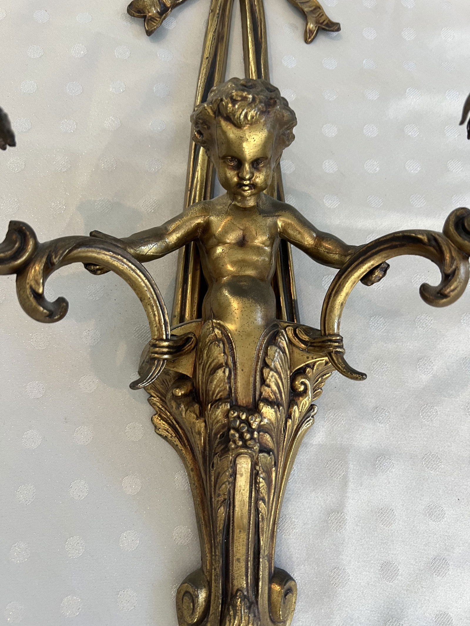 Vintage French Louis XVI Style Cherub Putti Wall Sconce - 4