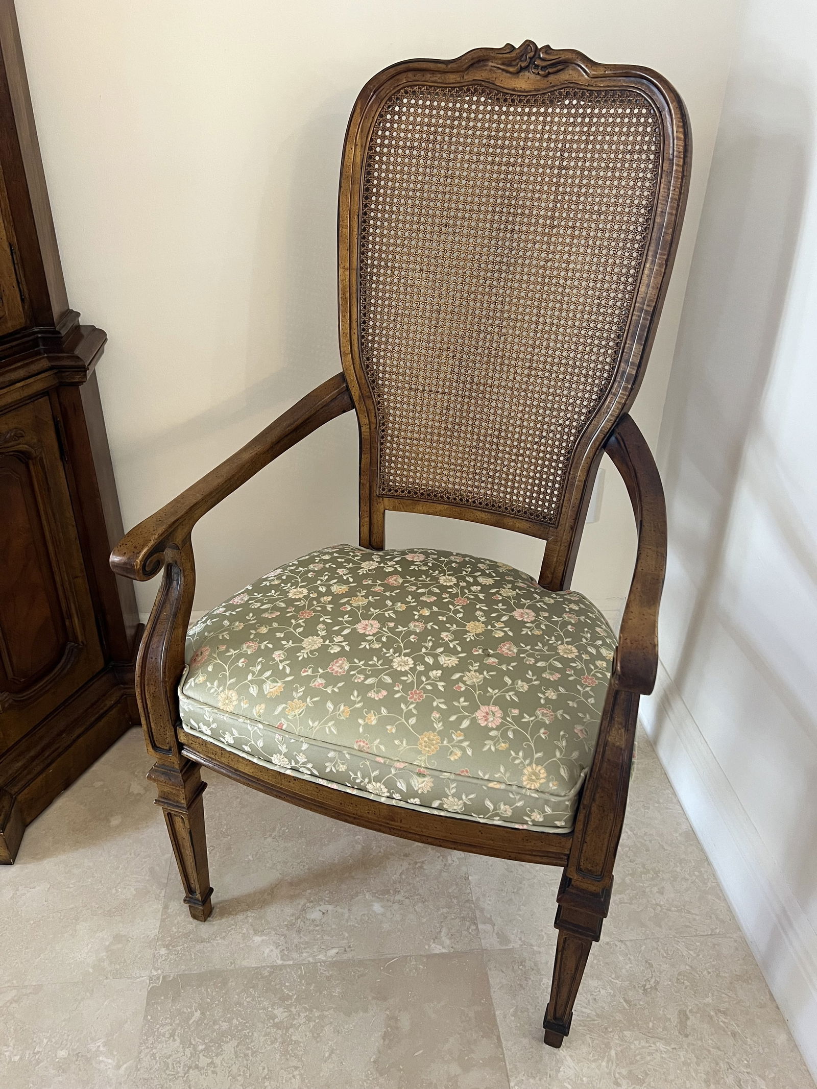 French Provincial Style Vintage Dining Room Suite - 7