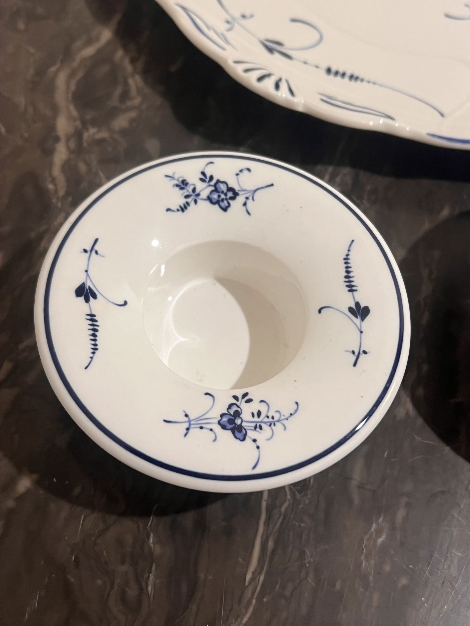 Villeroy & boch Luxembourg Blue and White Grouping - 5