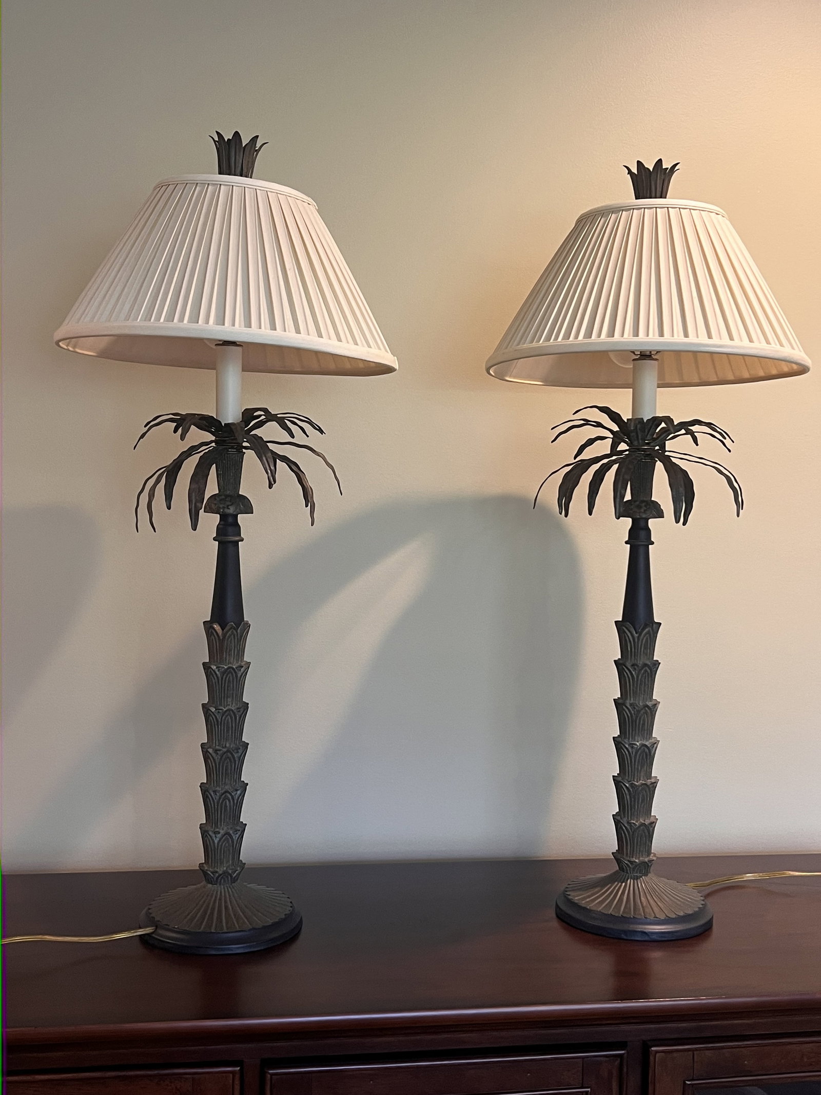 Pair of Palm Tree Buffet or Table Lamps (1 of 11)