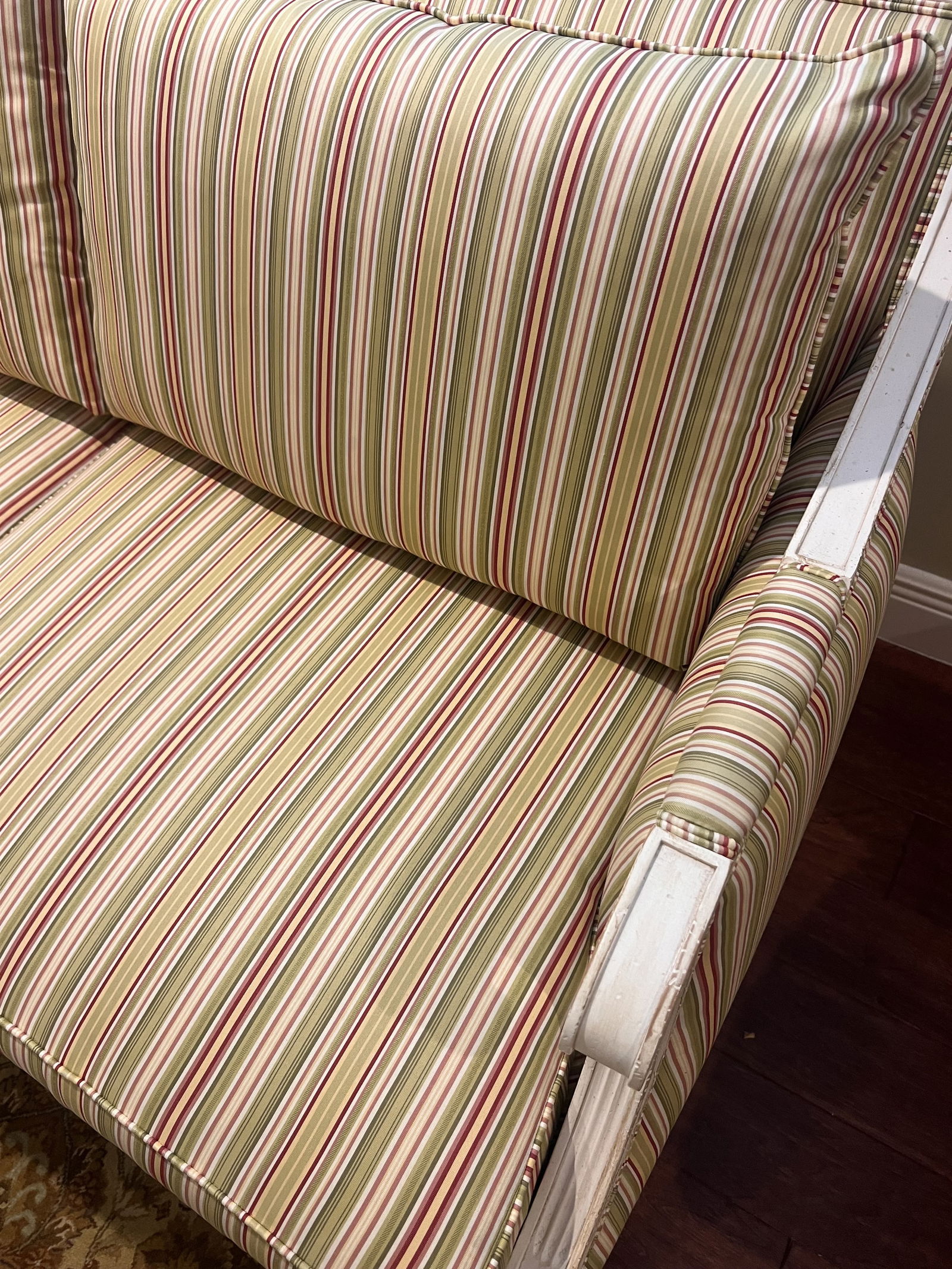 Ethan Allen French Style Settee - 4