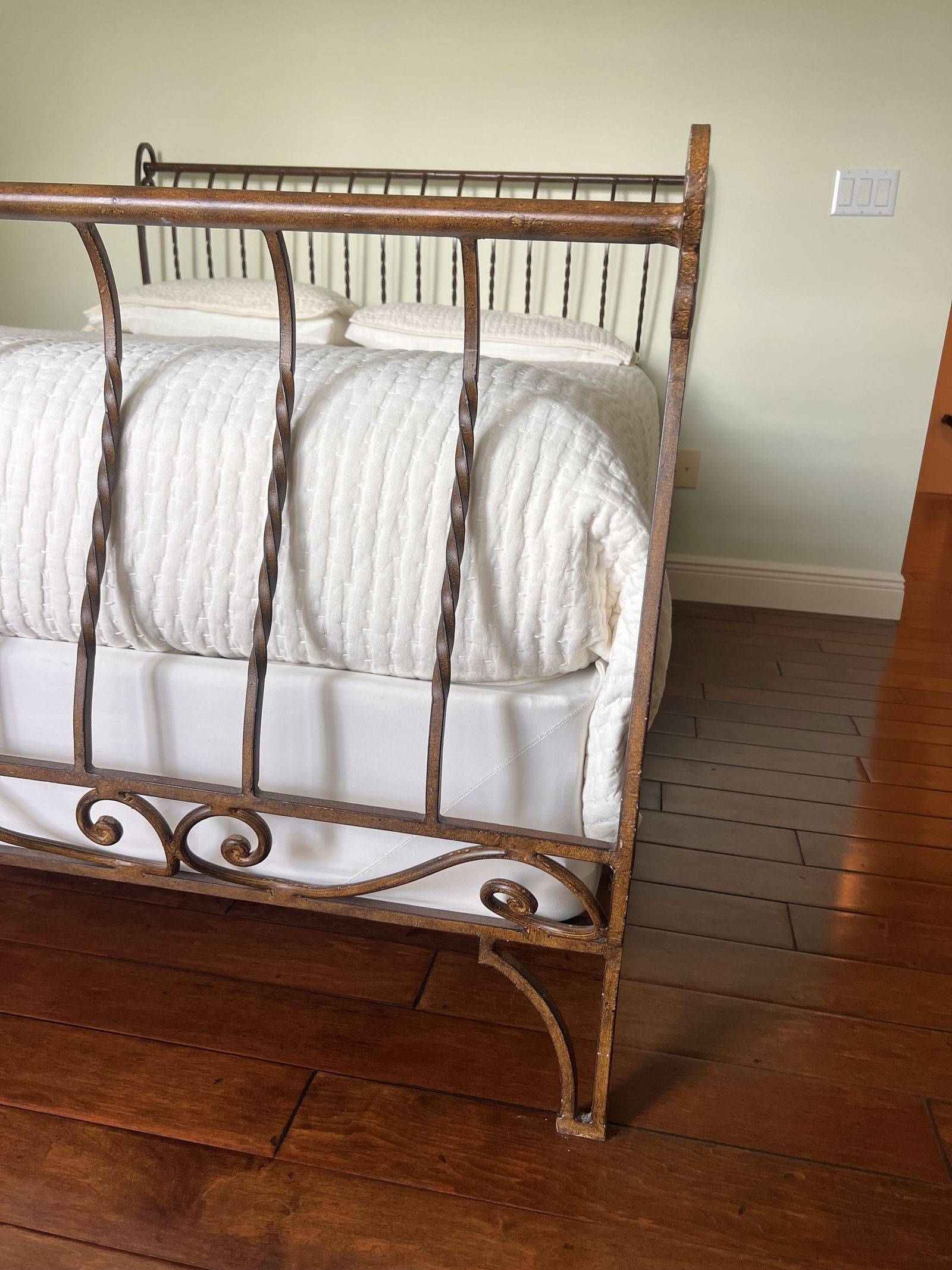Queen Size Wrought Iron Bed Frame - 2