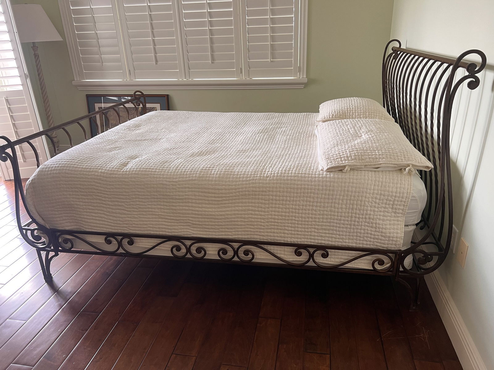 Queen Size Wrought Iron Bed Frame - 7