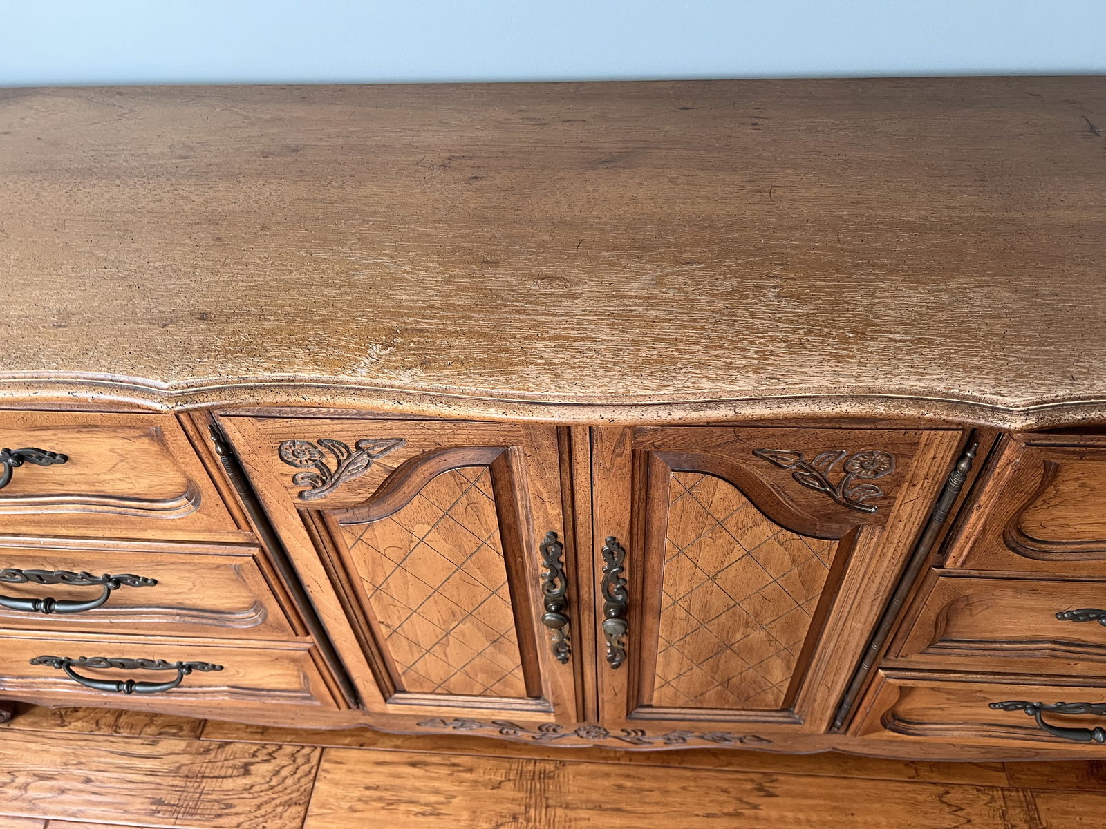 Hickory Furniture French Provincial Bedroom Set - 3