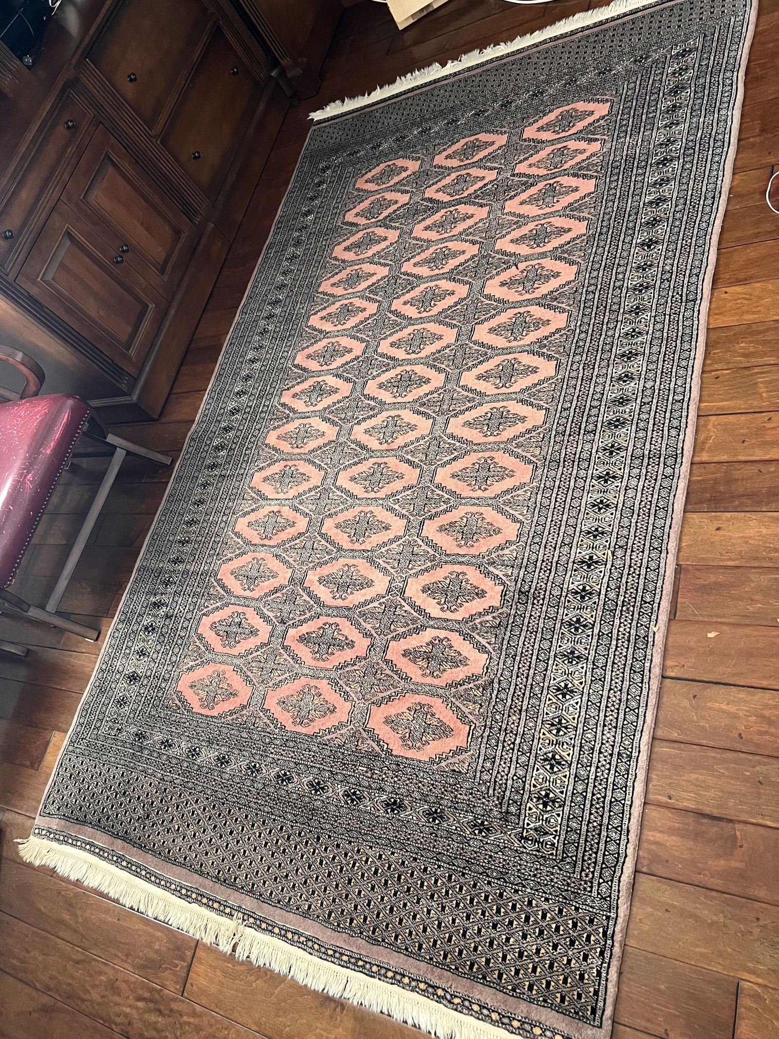 Vintage Wool Rug Bokhara: A vintage wool rug. Dimensions: L 9' 2" x W 5' 2" Condition: Used, normal signs of use. Home is extremely clean. Low Estimate: 10.00High Estimate: 10000.00