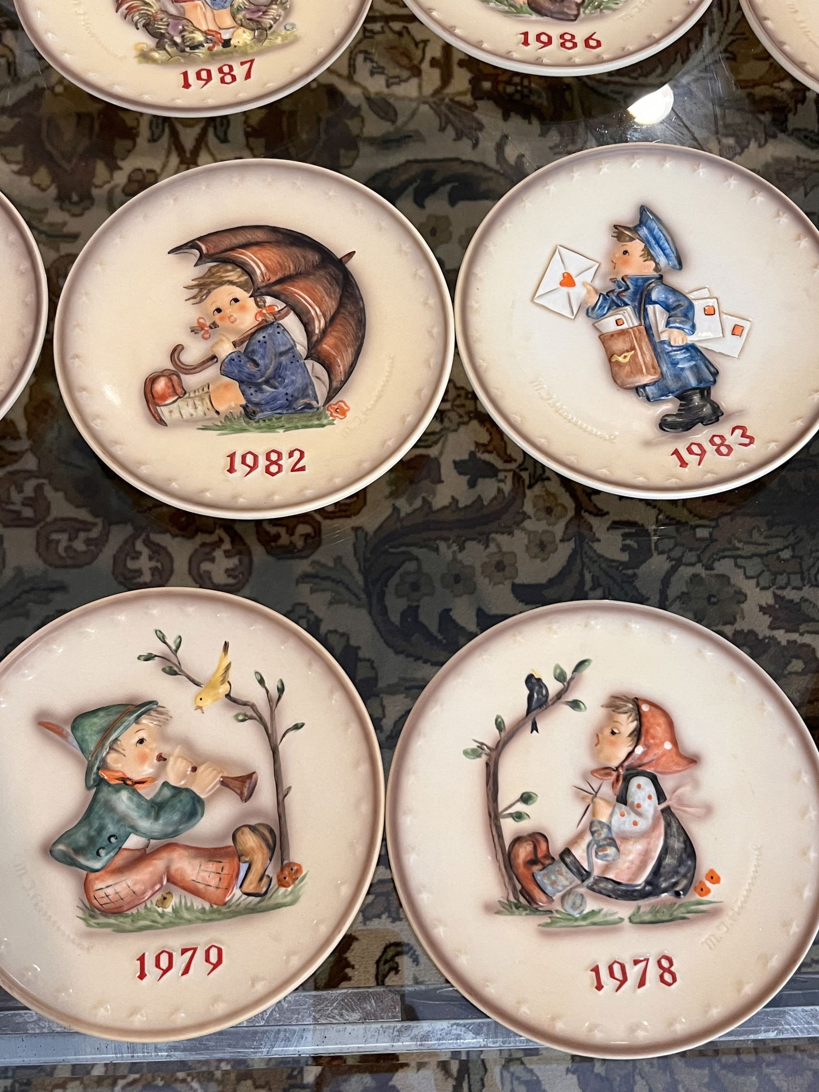 Hummel Collector Plates- 25 Plates and Boxes - 6