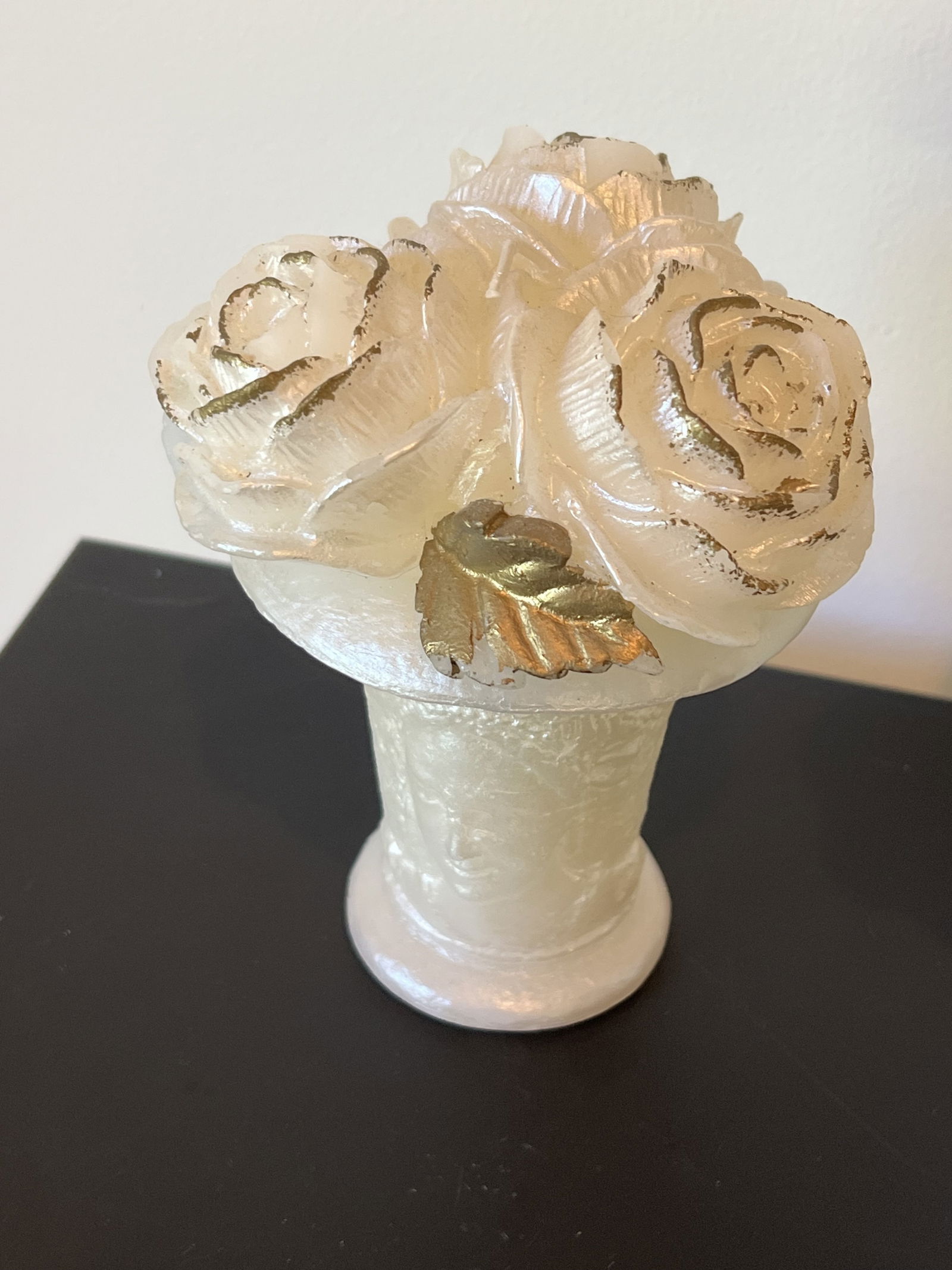 Pair of MMA Rose Bouquet Cameo Candles - 4