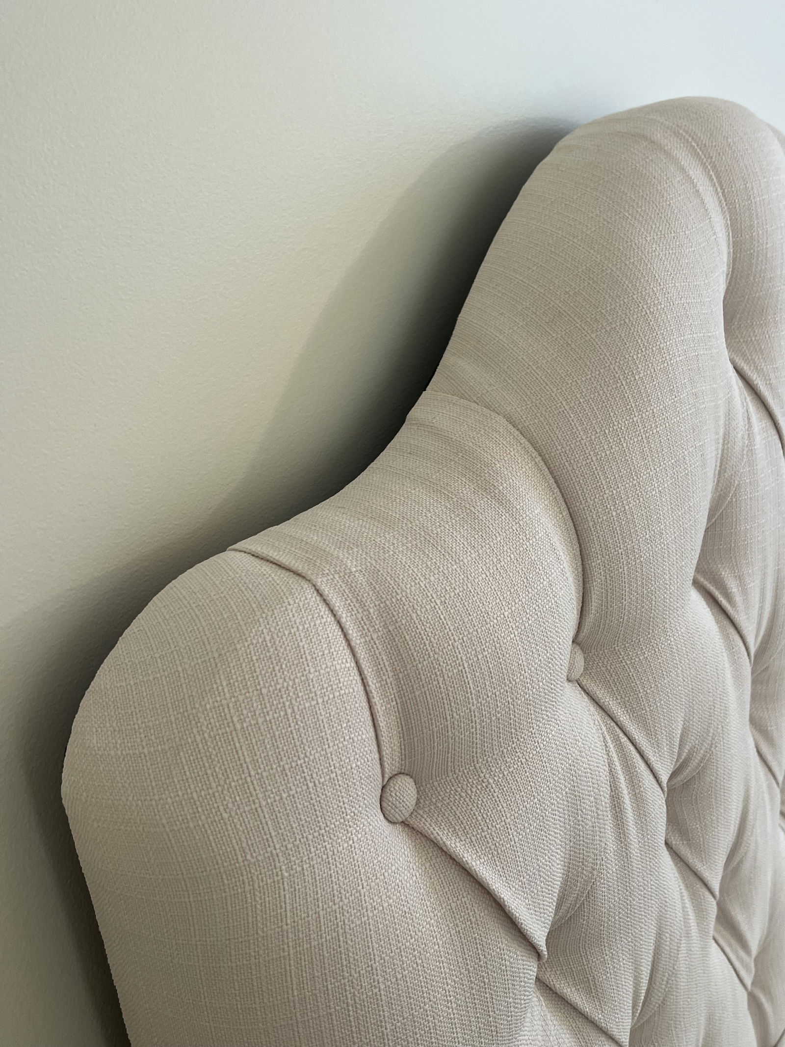 (1) White Cream Upholstered and Button Tufted Twin Bed - 5