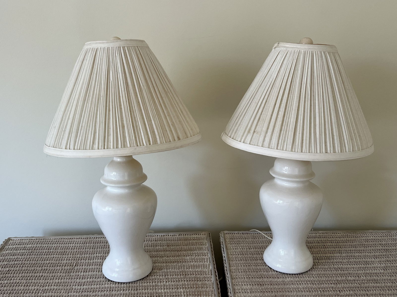 Pair of White Jar Form Table Lamps (1 of 6)