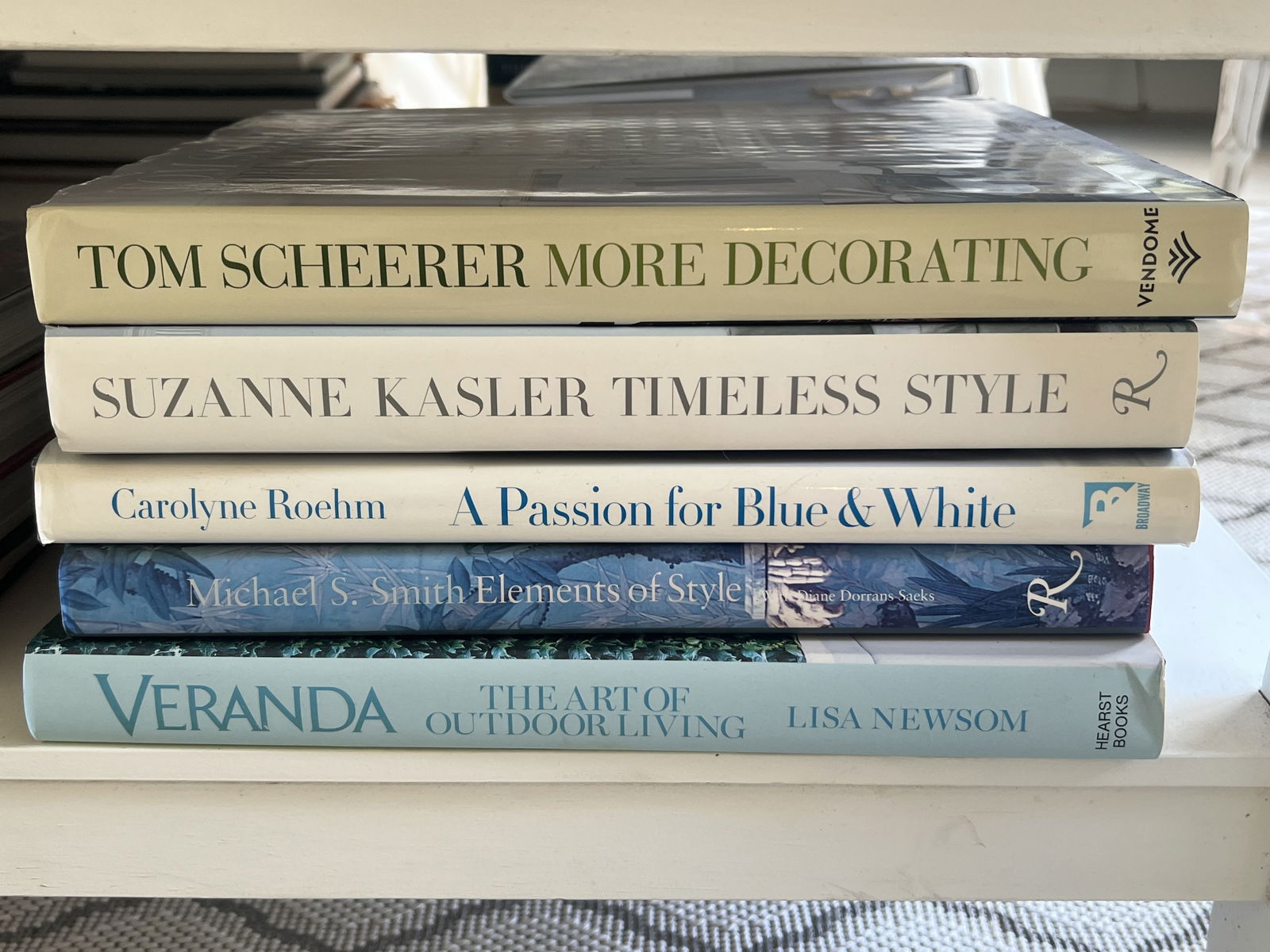 Lot of 5 Interior Design Books: Tom Scheerer More Decorating, Suzanne Kasler Timless Style, Carolune Roehm A passion for Blue and White, Michael S Smith Elements of Style, Lisa Newsom Veranda The Art of Outdoor Living. Dimensions: