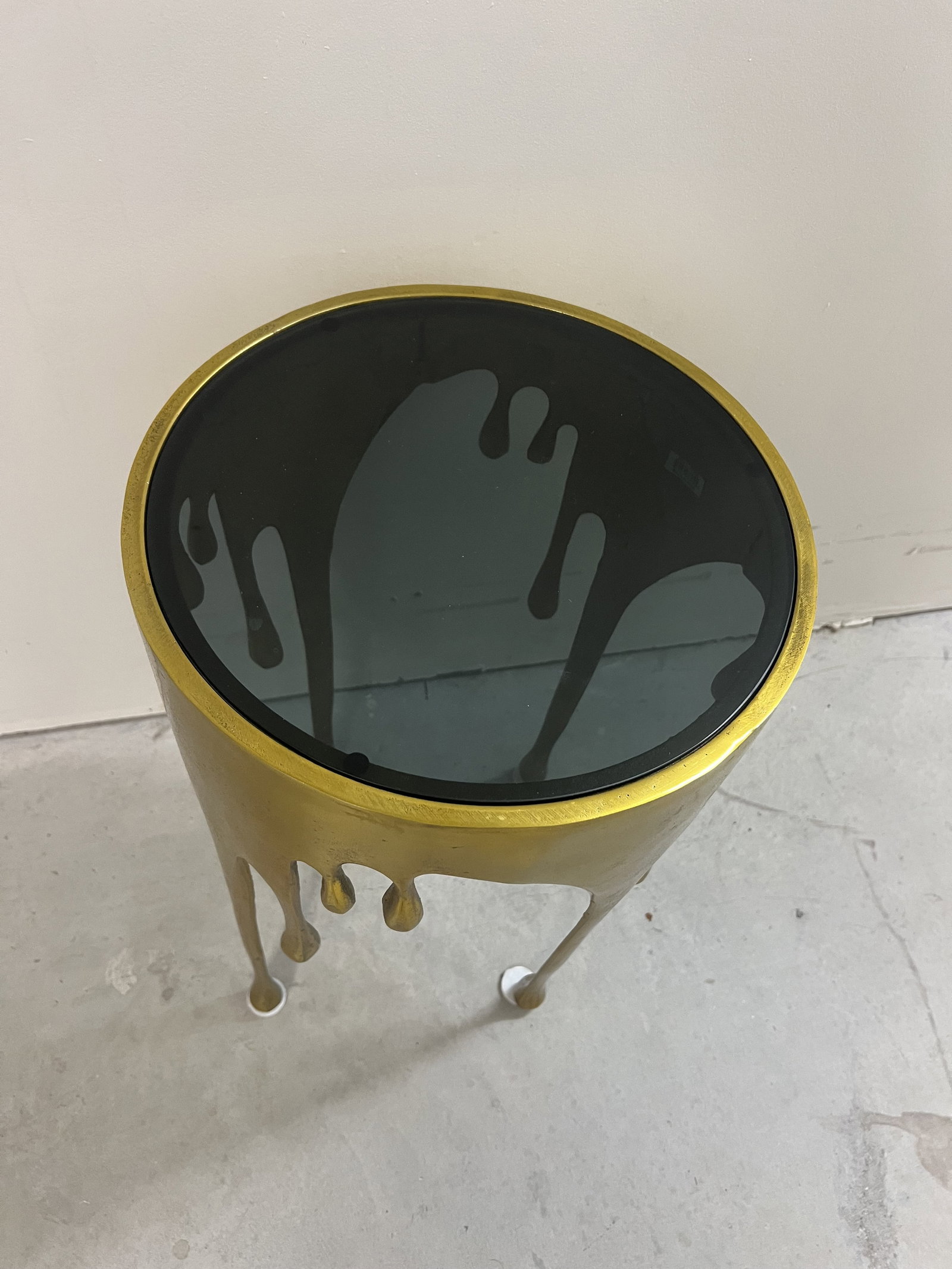 Deco Style Aluminum Brass Drip Table - 4
