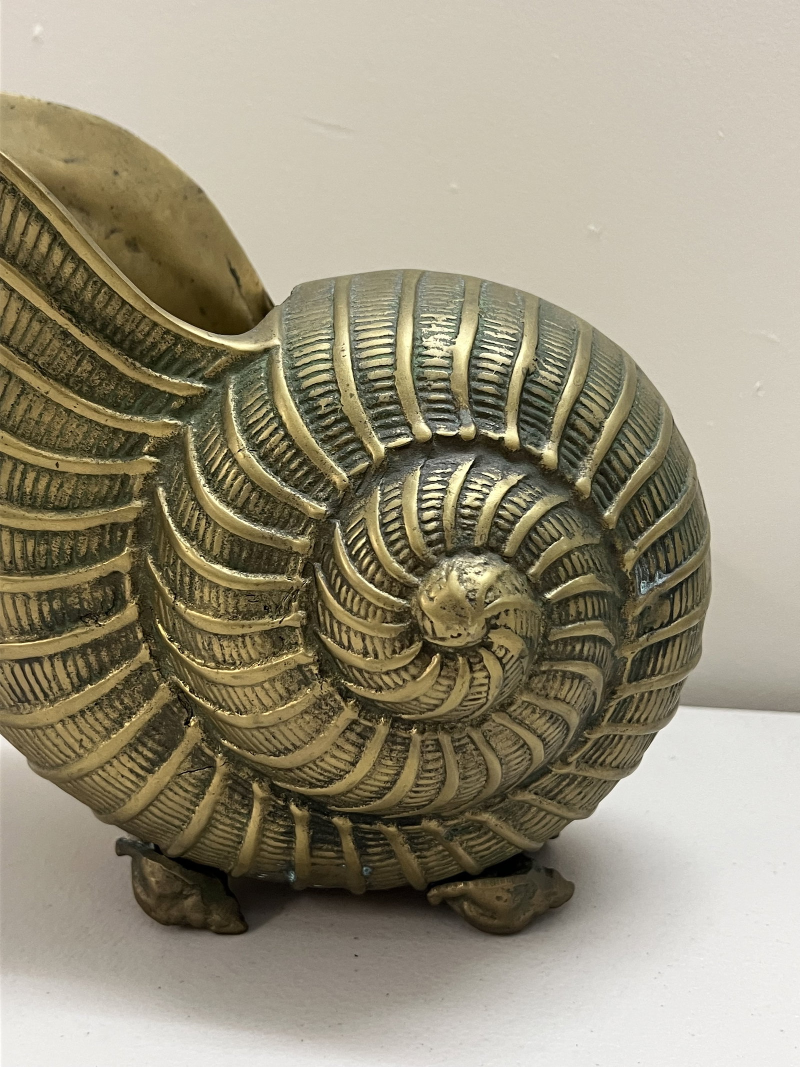 Large Brass Nautilus Centerpiece Vase - 3