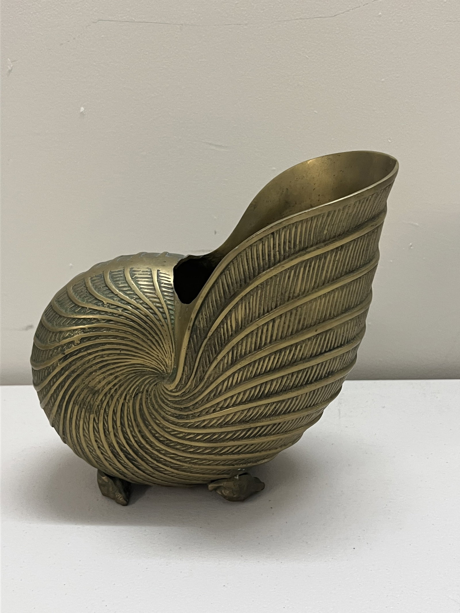 Large Brass Nautilus Centerpiece Vase - 5