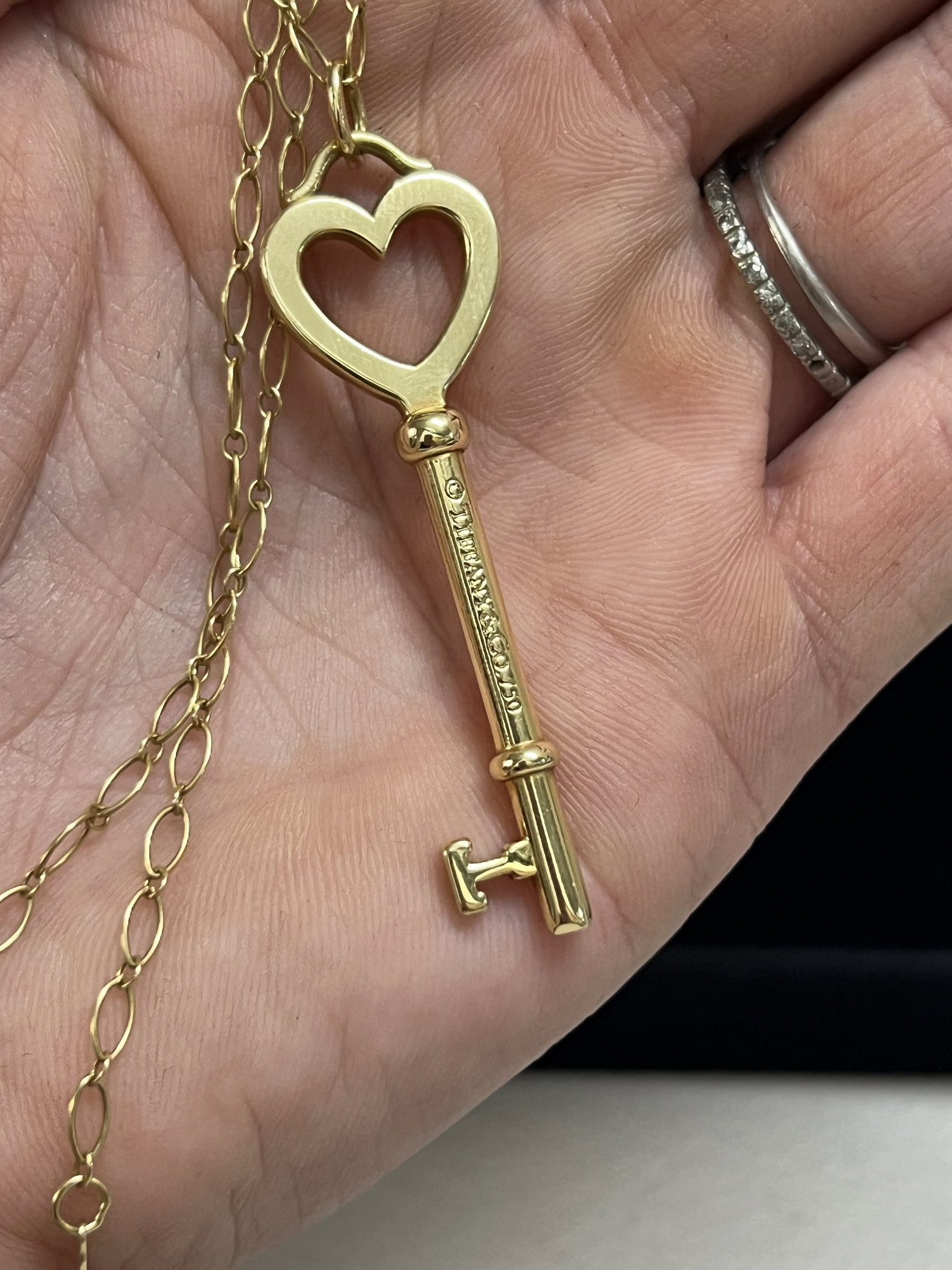 Tiffany & Co 18K Yellow Gold Heart Key Charm Necklace - 3