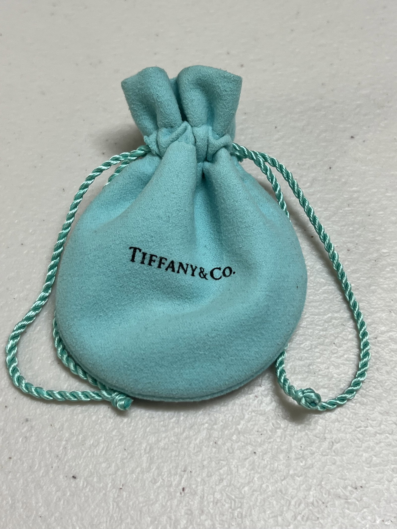 Tiffany & Co 18K Yellow Gold Heart Key Charm Necklace - 6