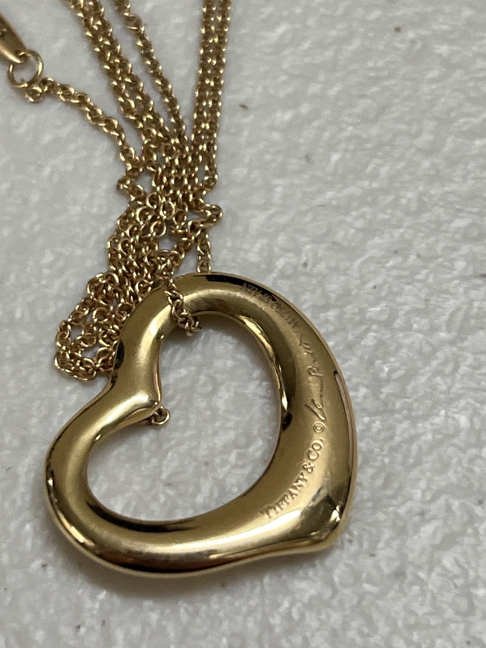 Elsa Peretti Tiffany & Co Rose Gold Open Heart Pendant Necklace - 3