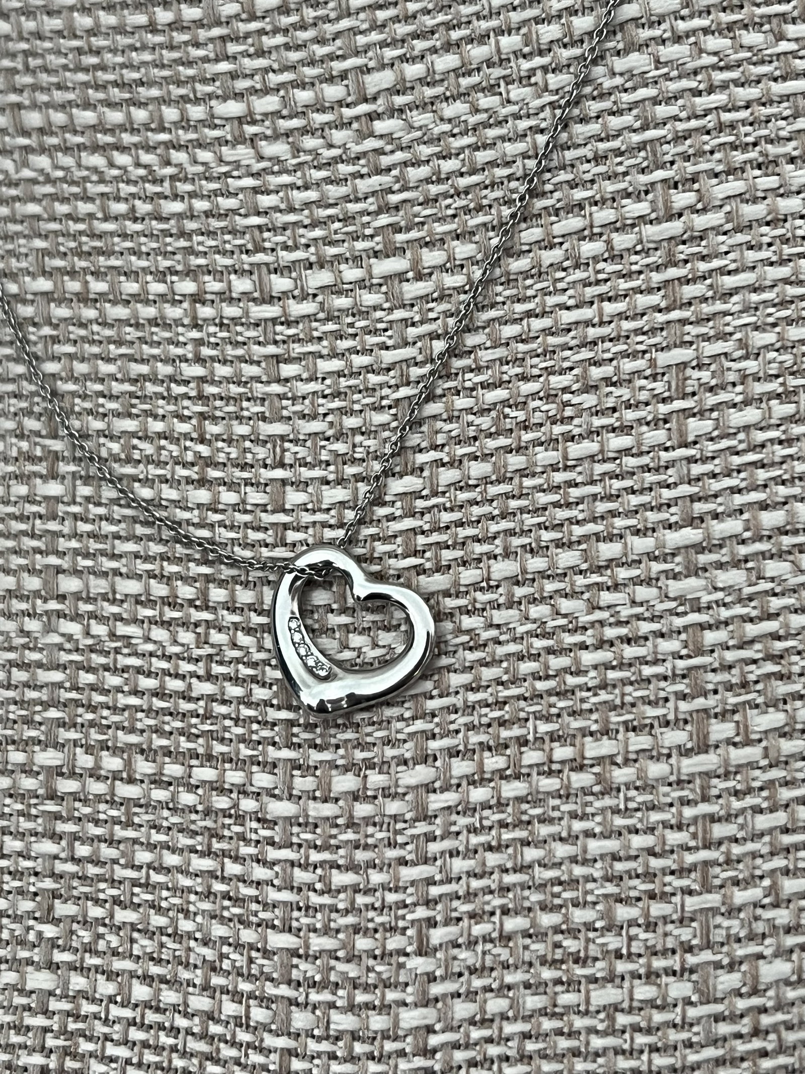 Elsa Peretti Tiffany & Co Platinum and Diamond Open Heart Pendant Necklace - 2