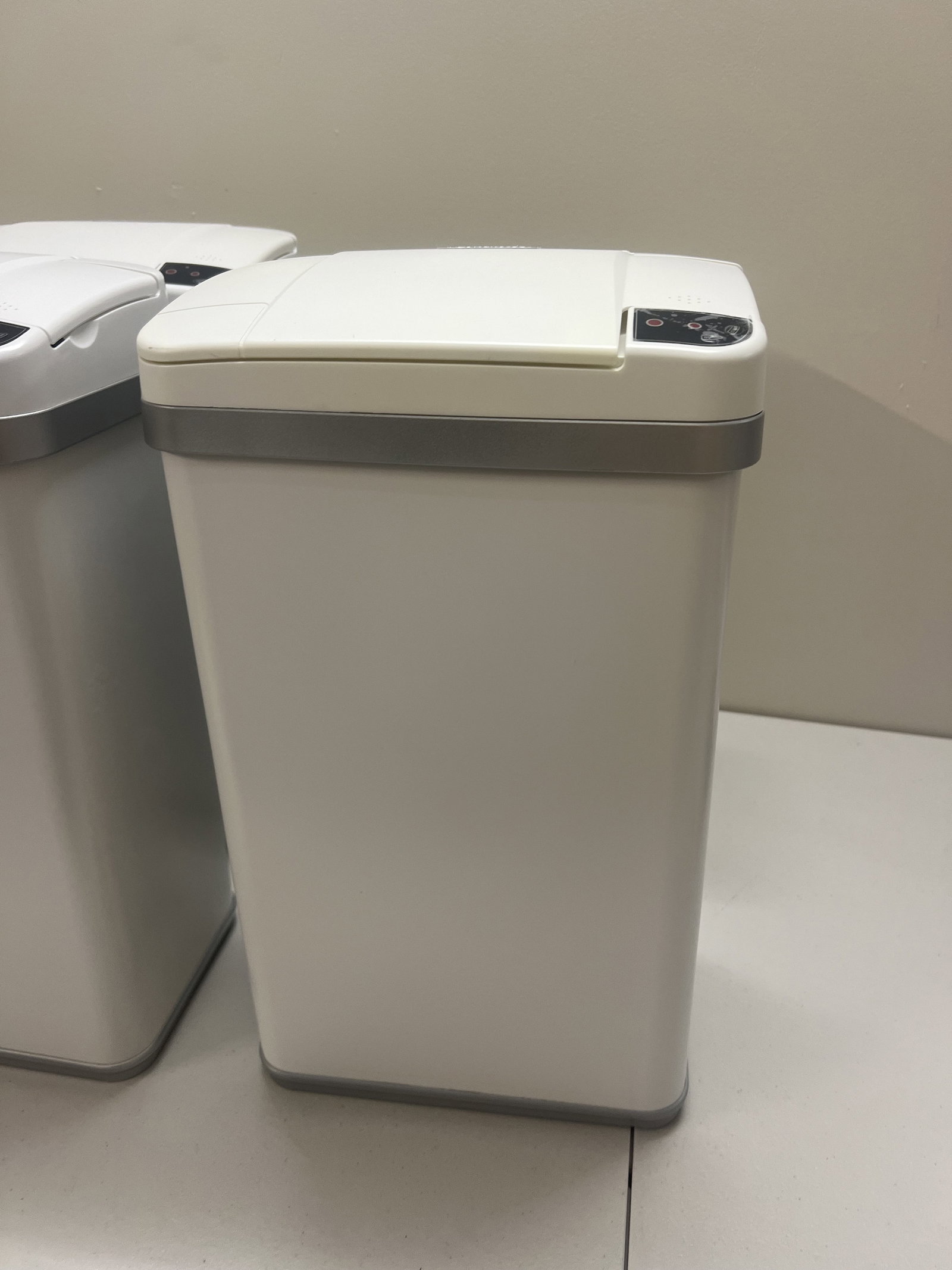 (4) White Touchless Automatic Sensor Trash Cans - 3