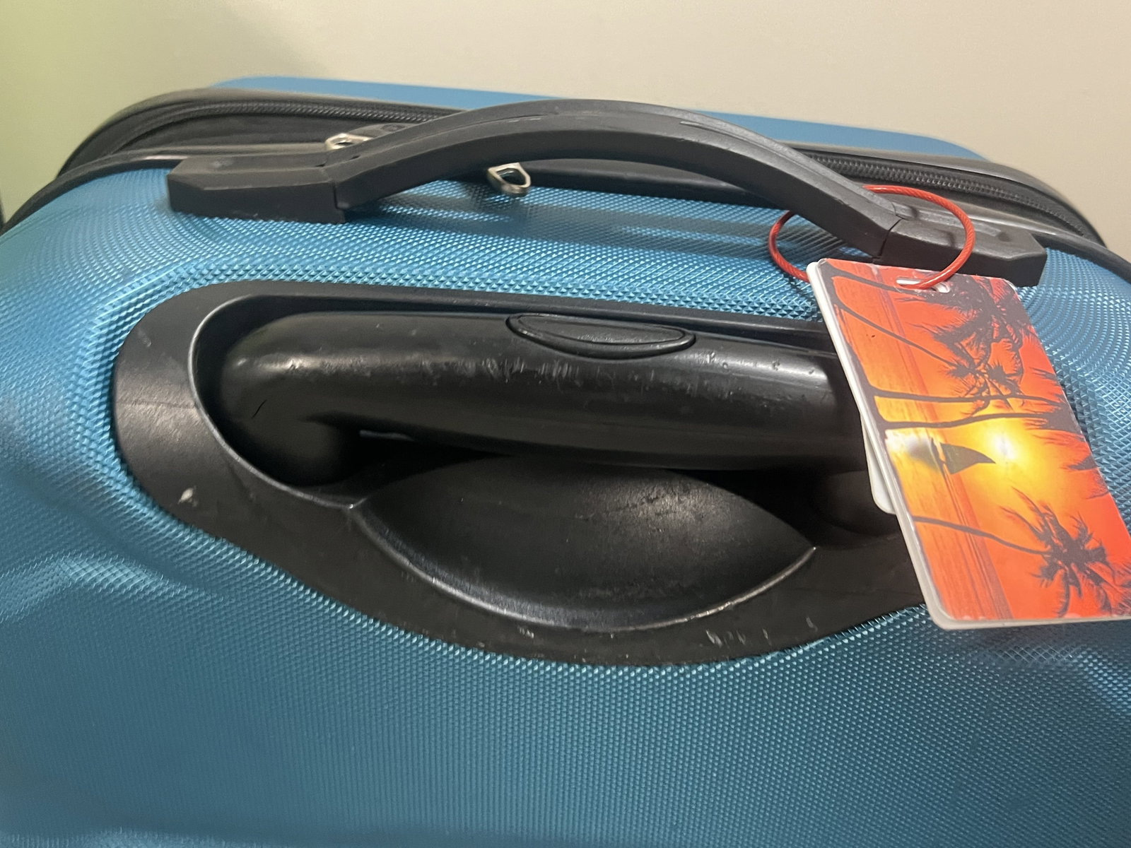 (2) Smaller Hard Suitcases - 5