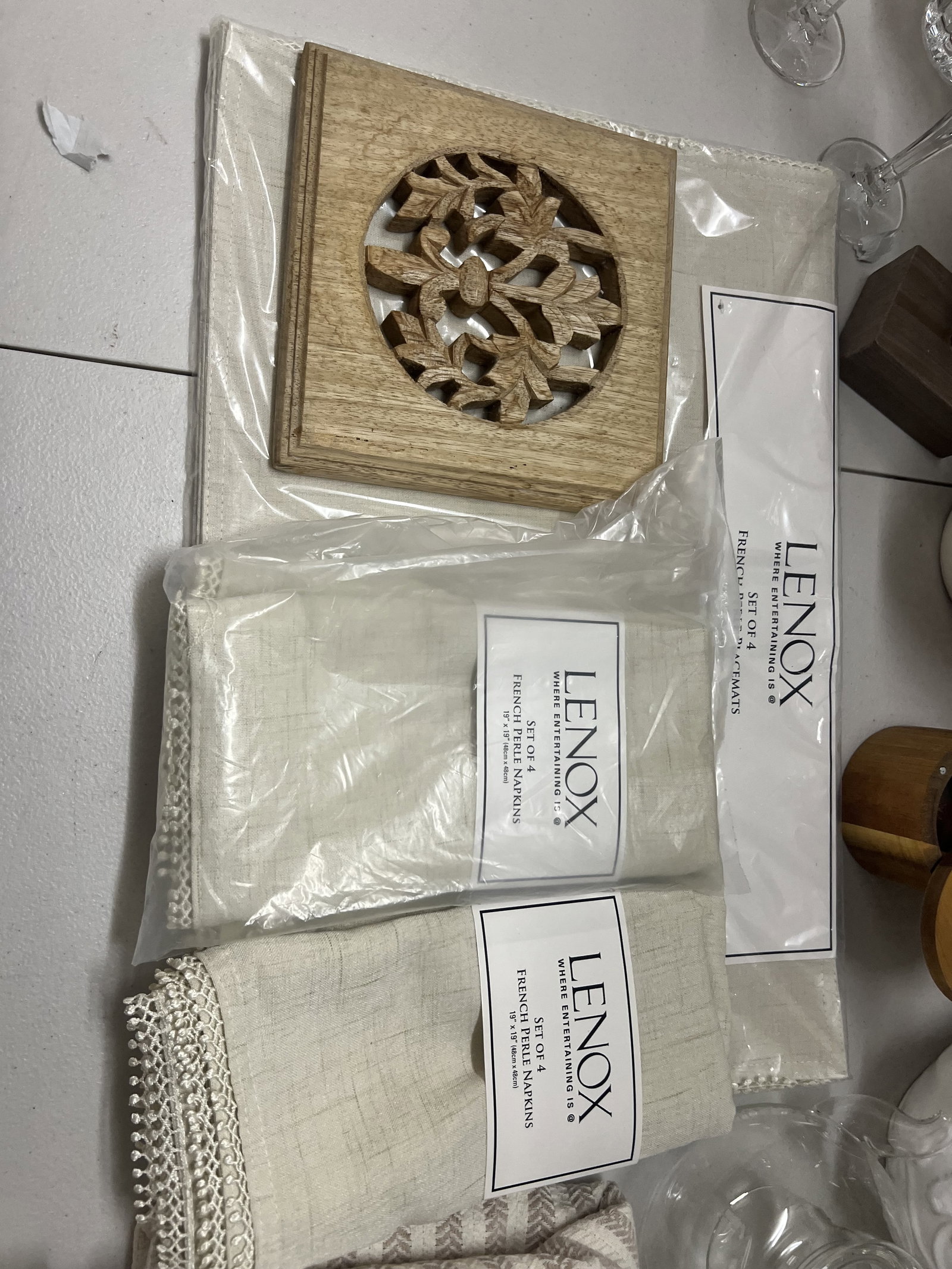White Coastal Neutral Decorative Houseware Grouping - 10