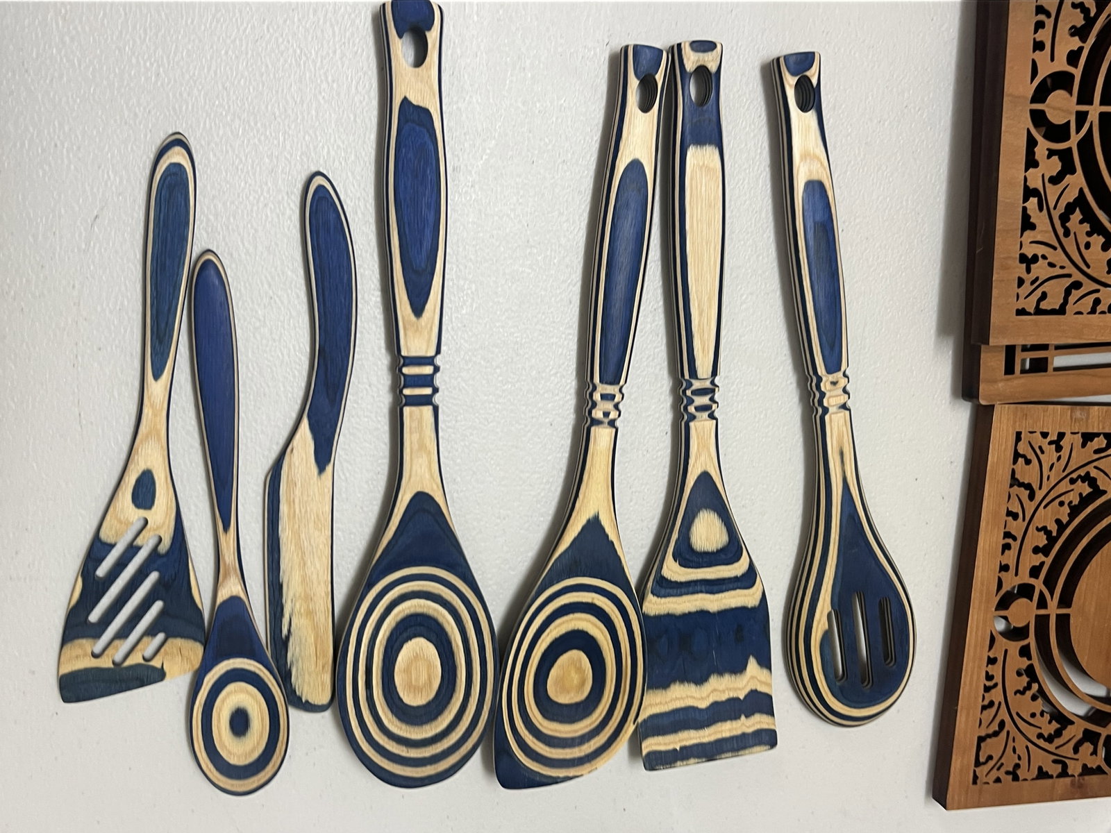 Blue and White Kitchen Decorations and Serving - 15