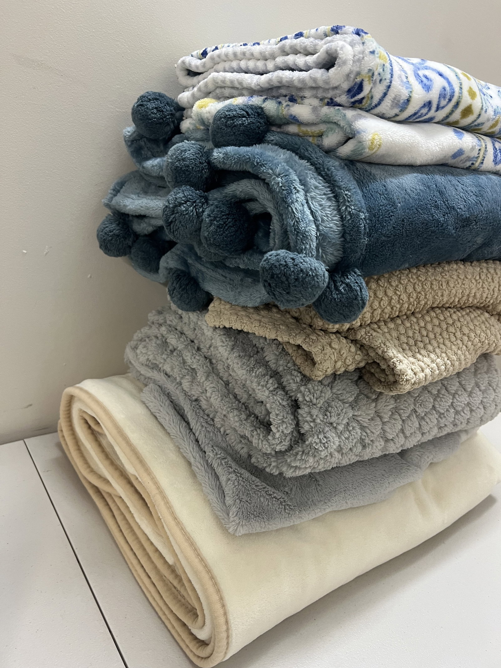 (6) Assorted Blankets - 5