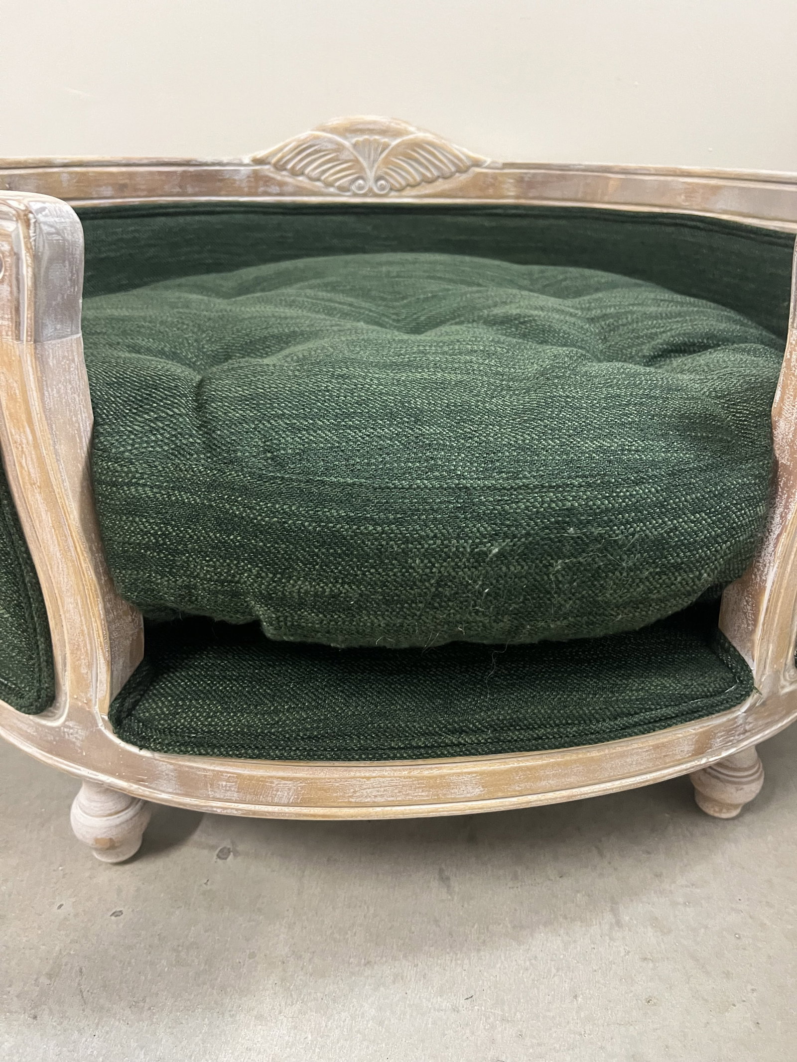 French Provincial Style Dog Bed - 5