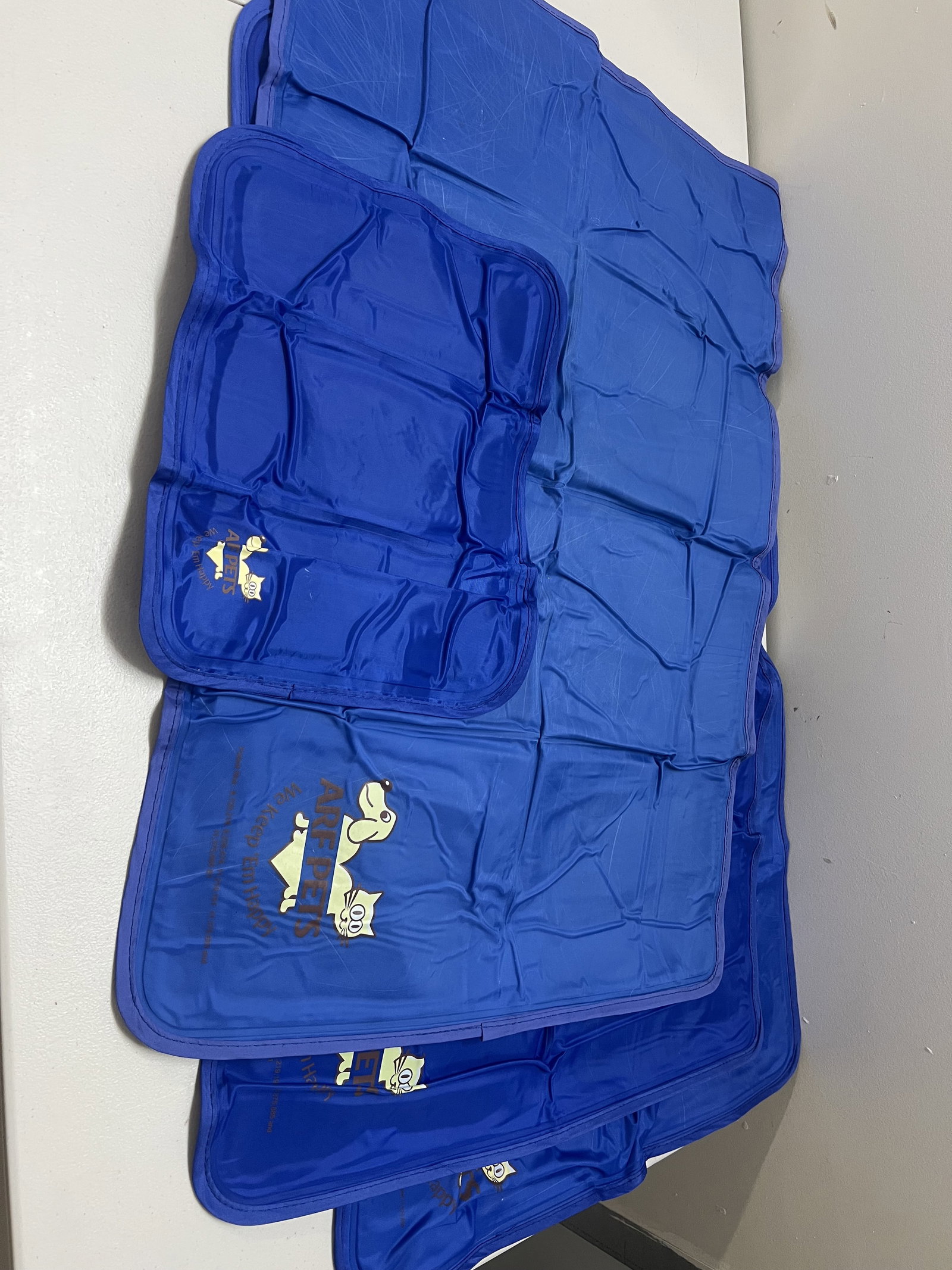 Arf Pets Cool Mats for Pets: Dimensions: Longest: L 343" x W 22" Condition; used, good, some scratching. Low Estimate: 10.00 High Estimate: 10000.00