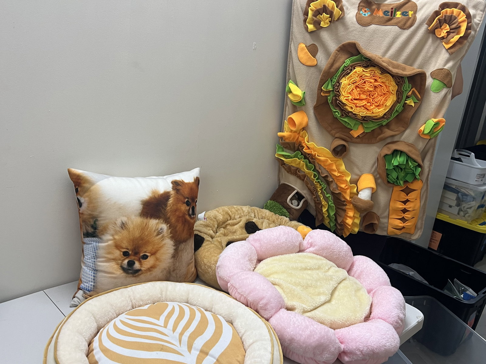 Dog Beds, Pillow and Playmat (1 of 8)