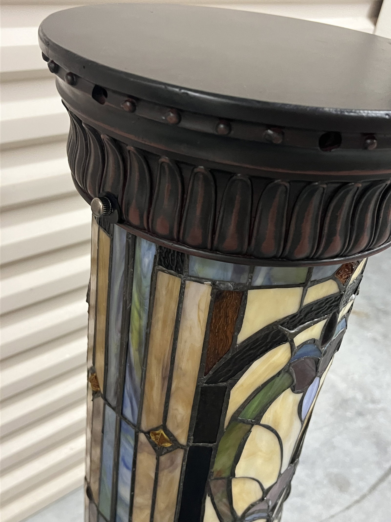 Tiffany Style Stained Glass Lighted Pedestal - 12