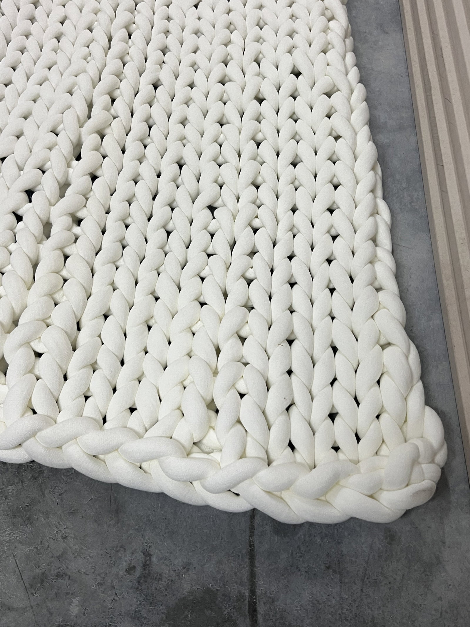 Chunky Knit Whit Throw or Rug - 3