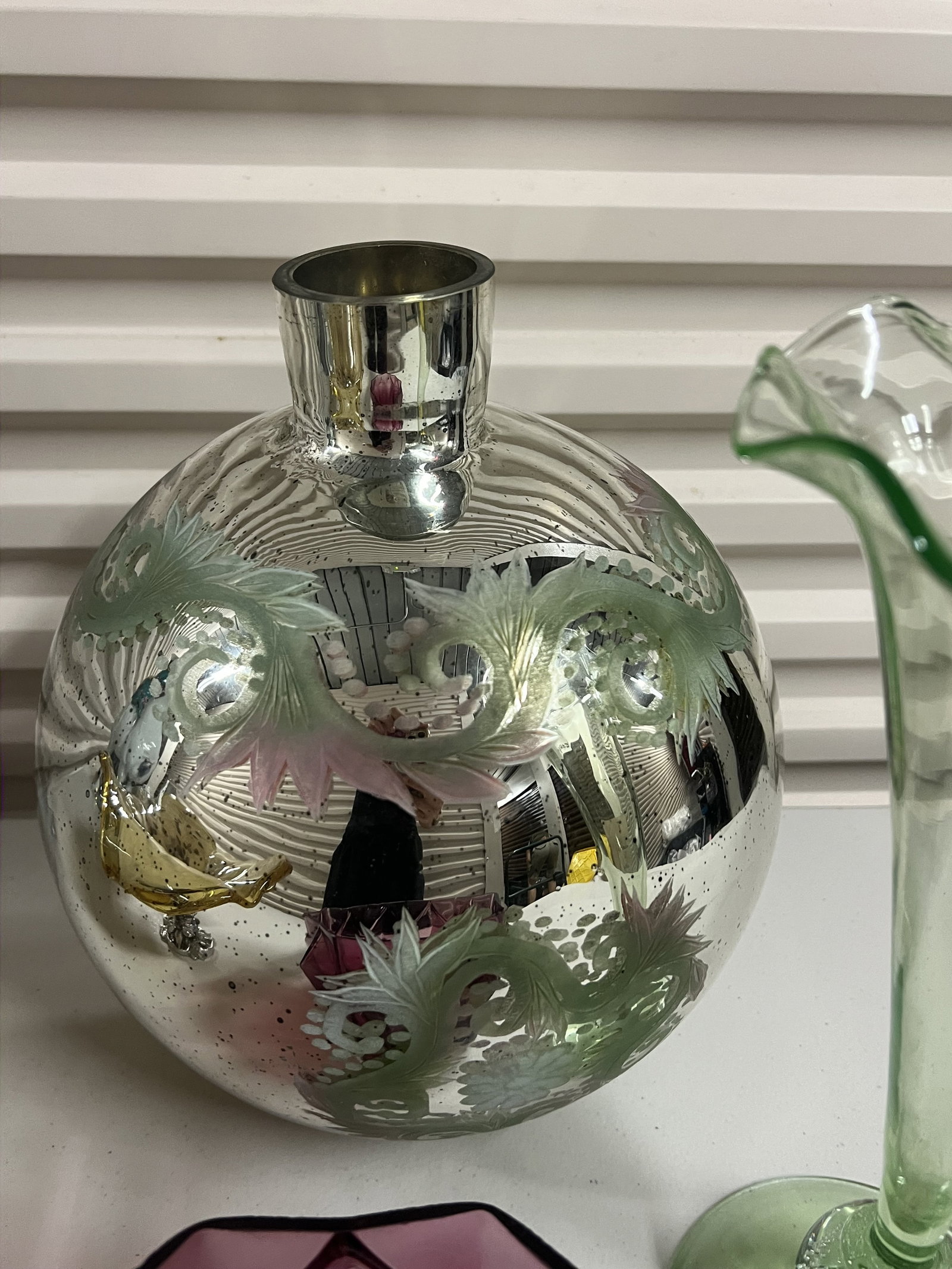 Decorative Art Glass Grouping - 6
