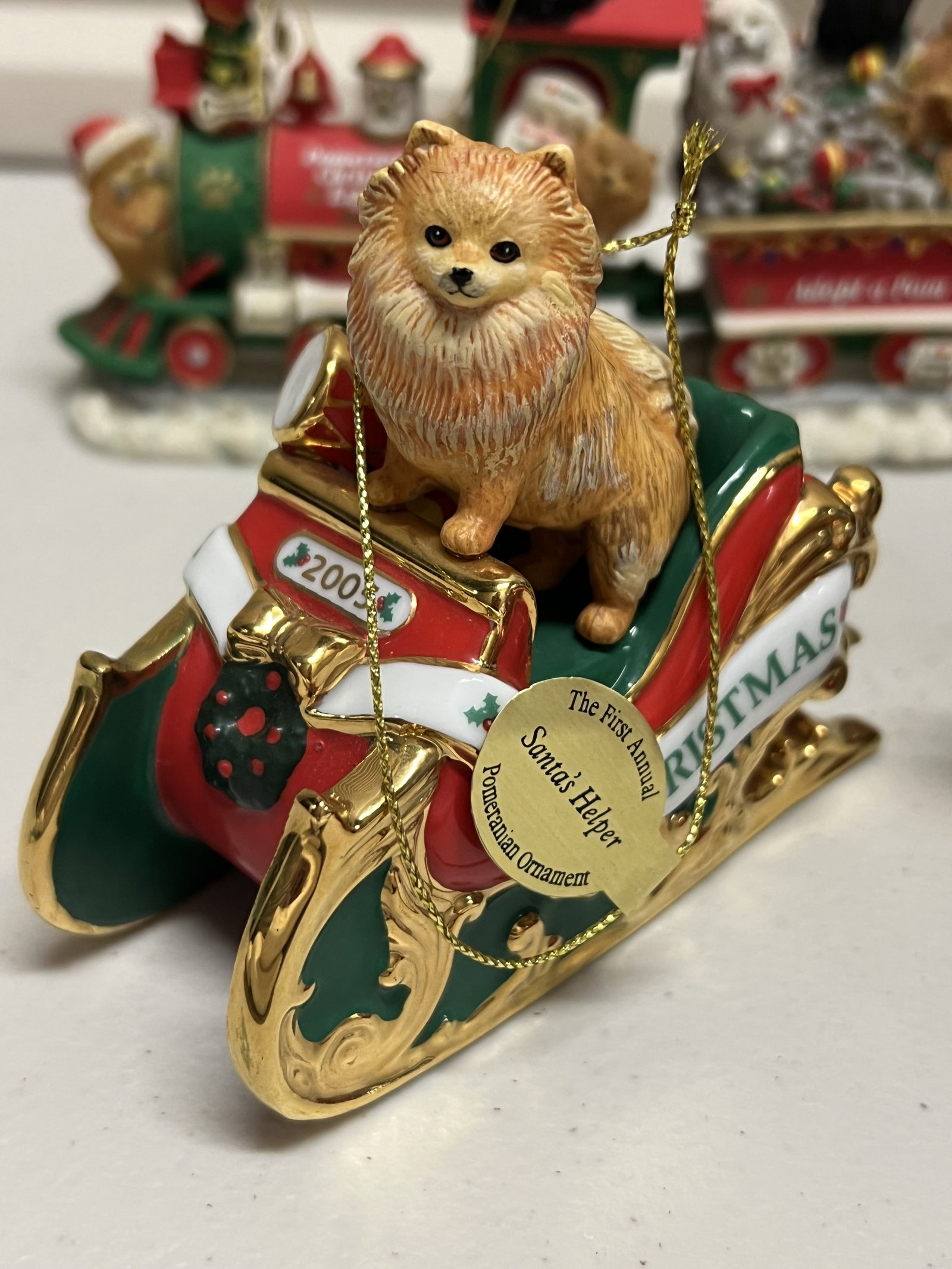 Pomeranian Christmas Train, Ornaments and Tea Towels - 4