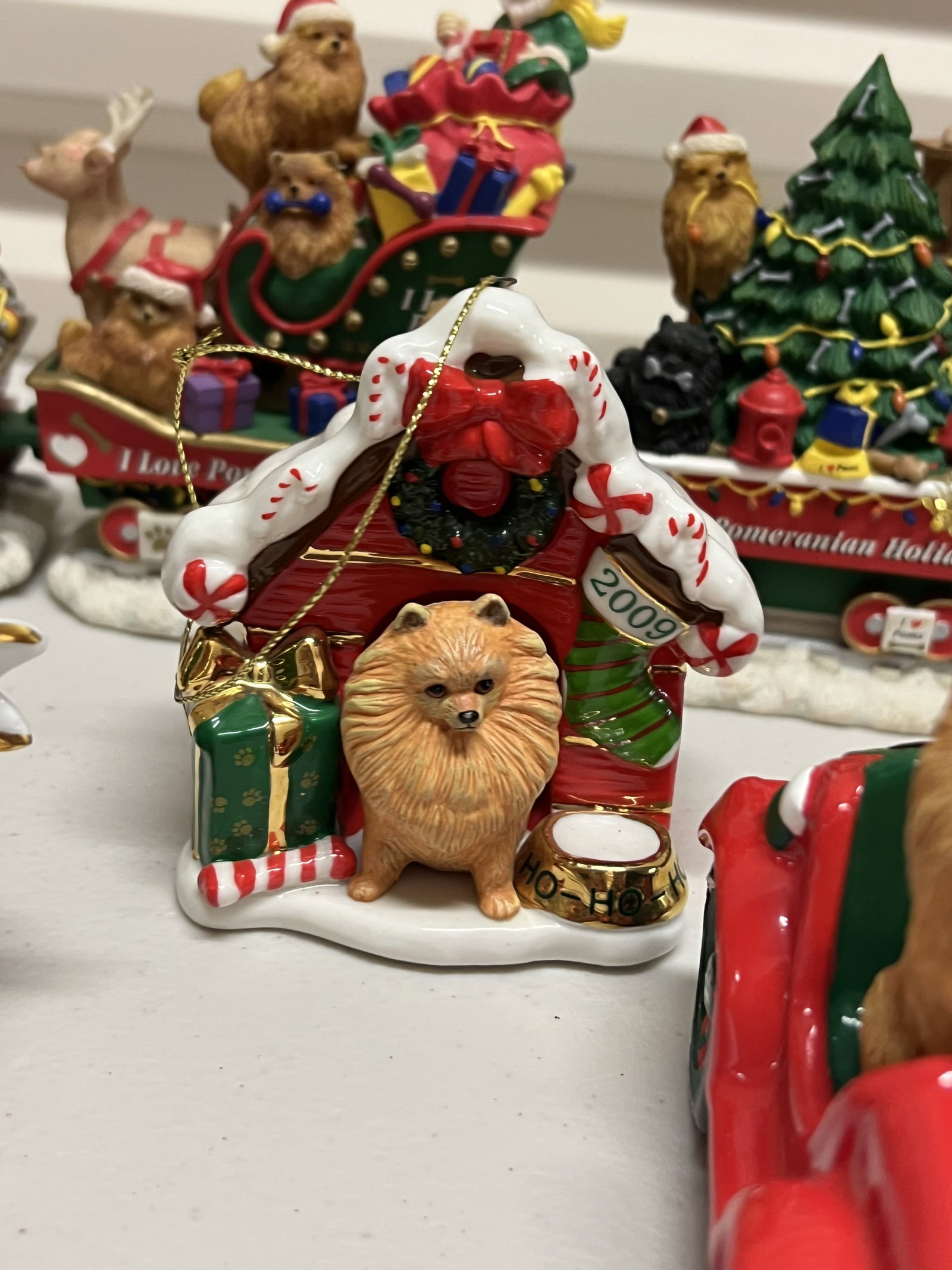 Pomeranian Christmas Train, Ornaments and Tea Towels - 6