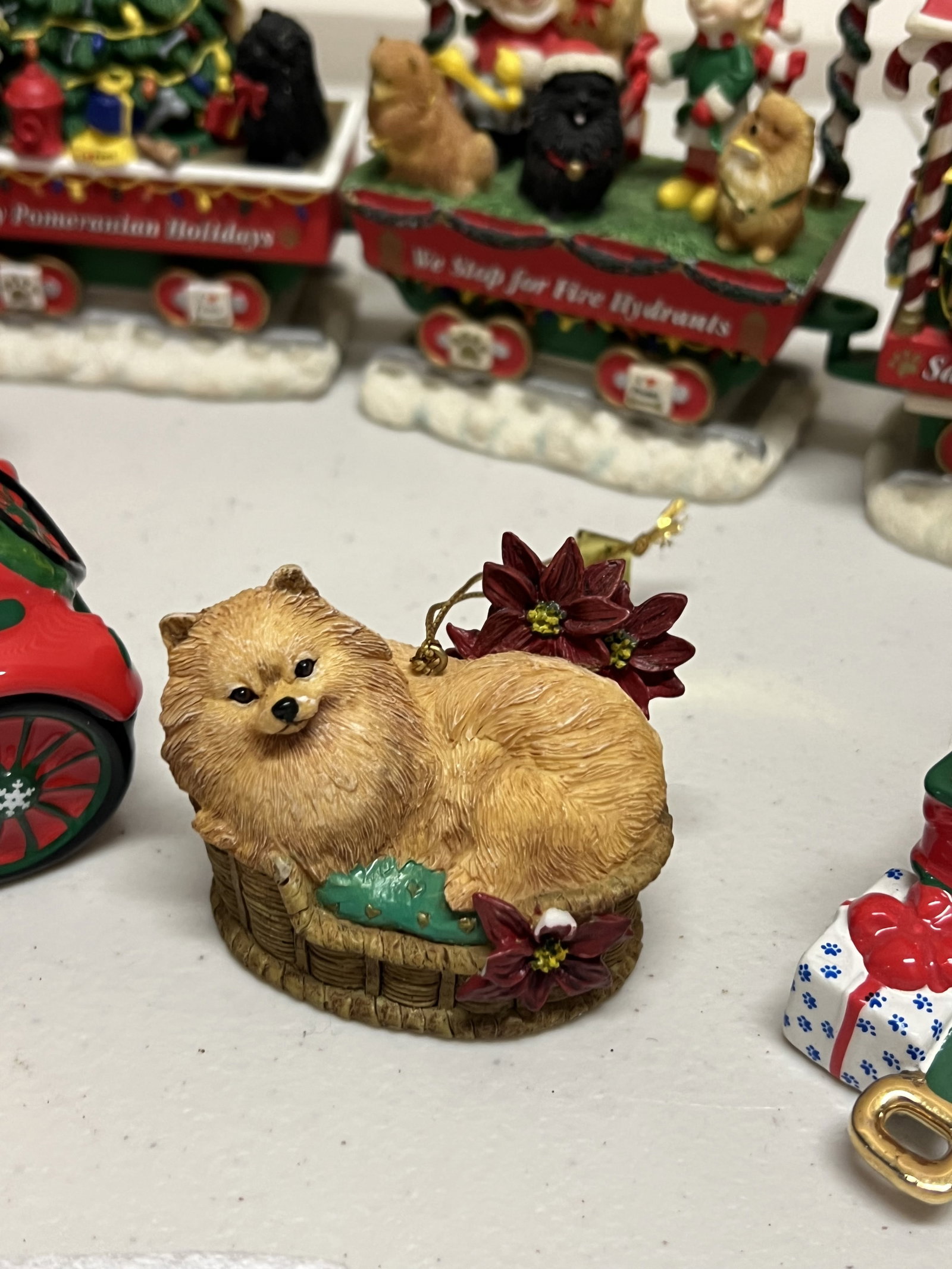 Pomeranian Christmas Train, Ornaments and Tea Towels - 8