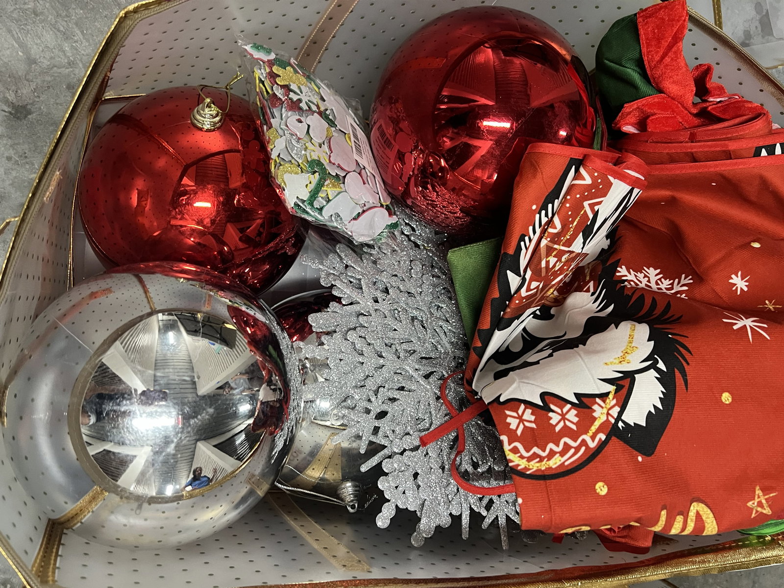 (2) Bins of Christmas Decoration incl XL ornaments - 3