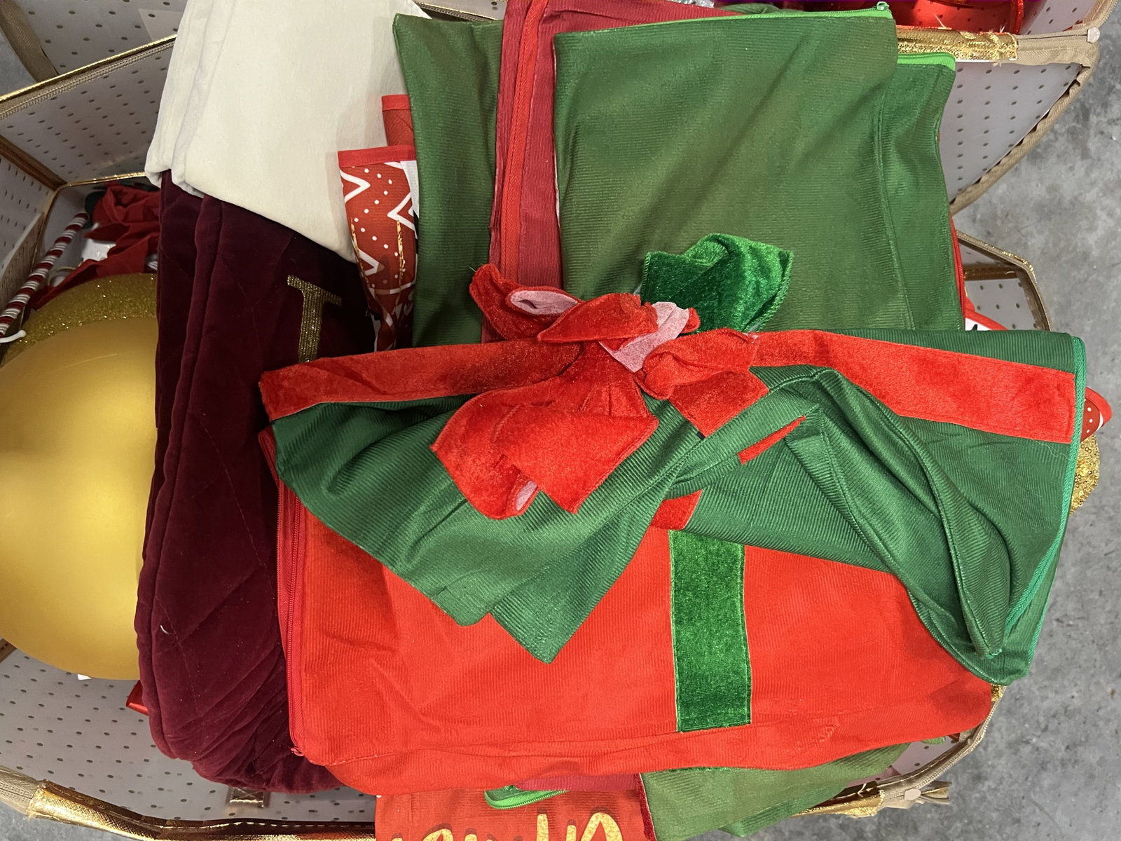 (2) Bins of Christmas Decoration incl XL ornaments - 9