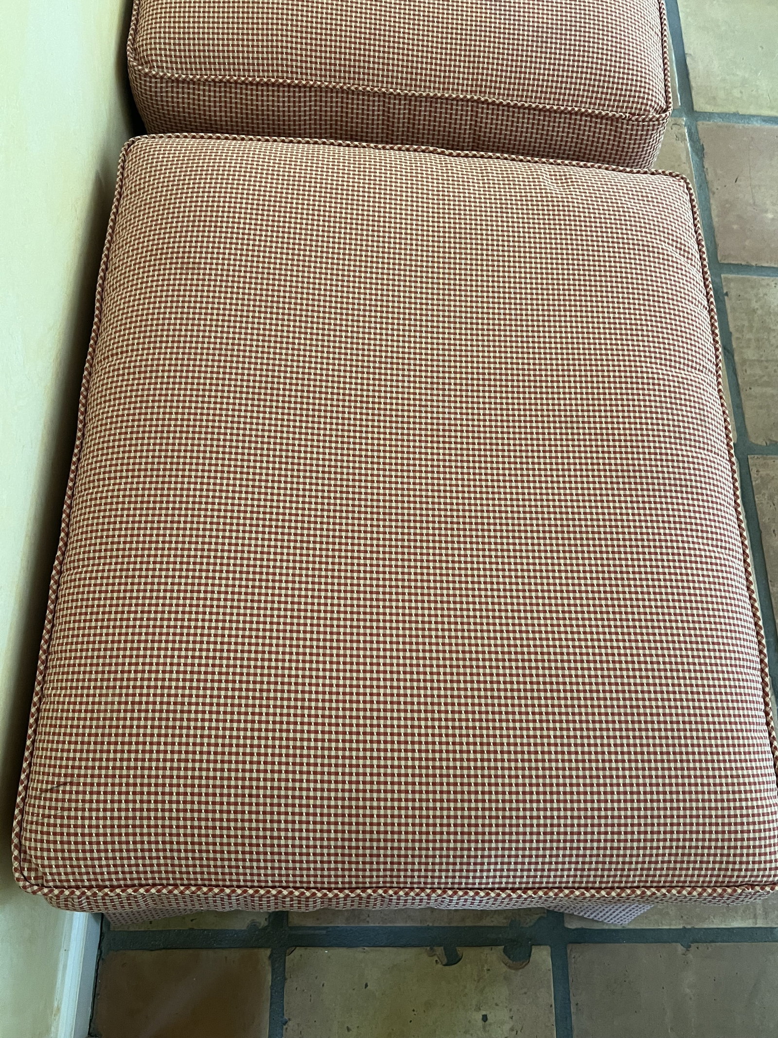 Pair of Ottomans - 3
