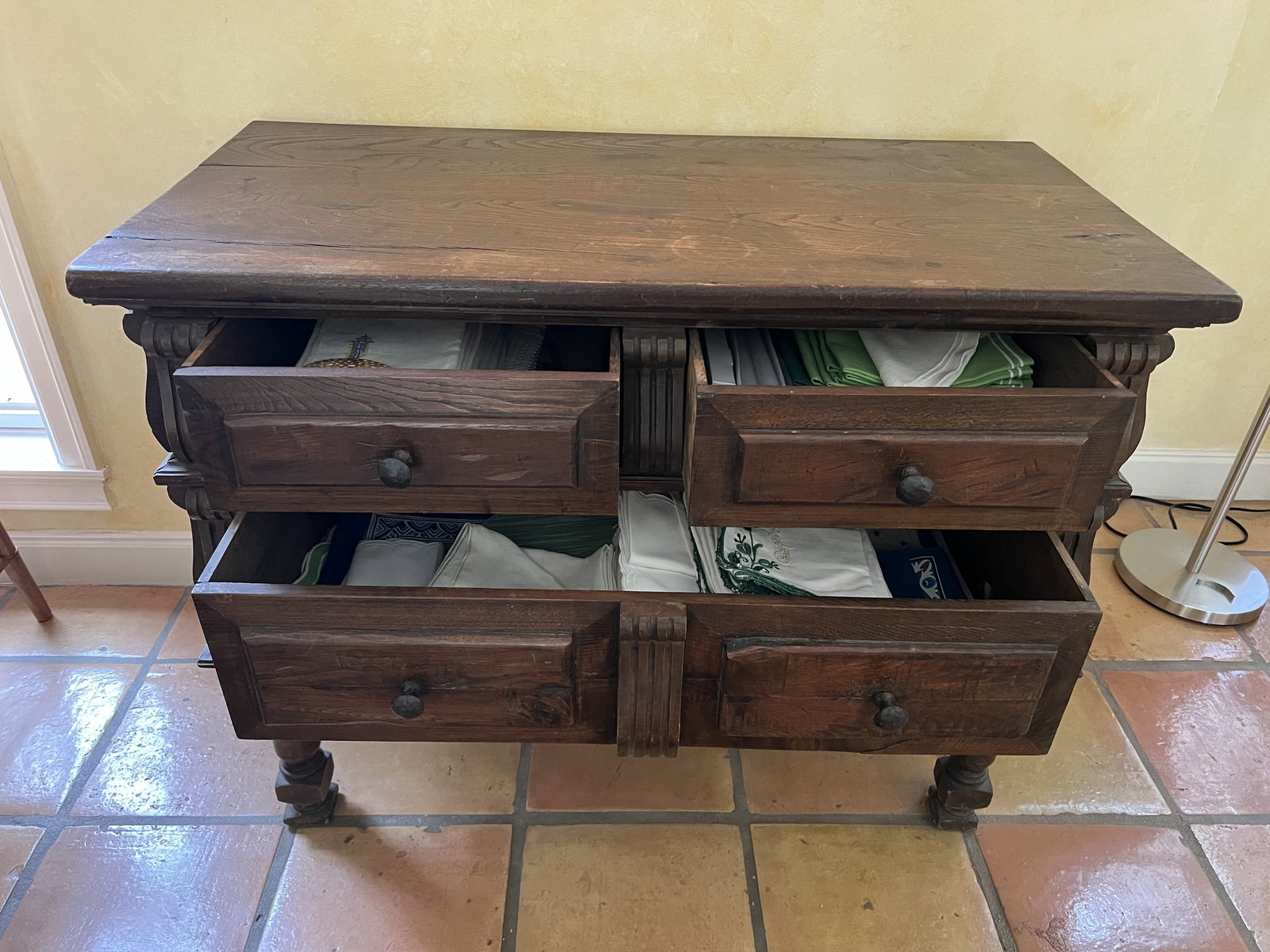 Antique Spanish style Console Table - 13