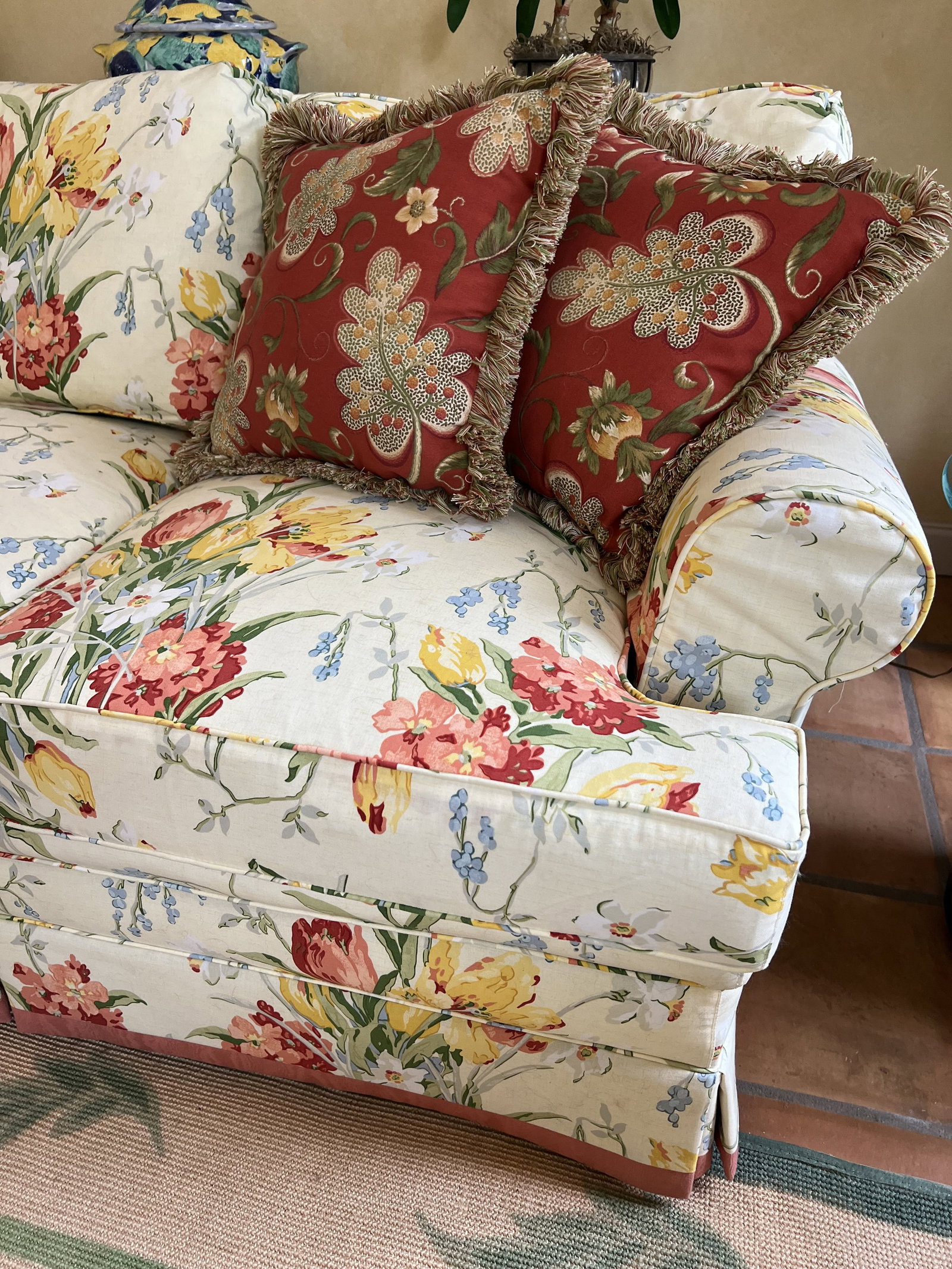 Floral 3 cushion Couch - 2