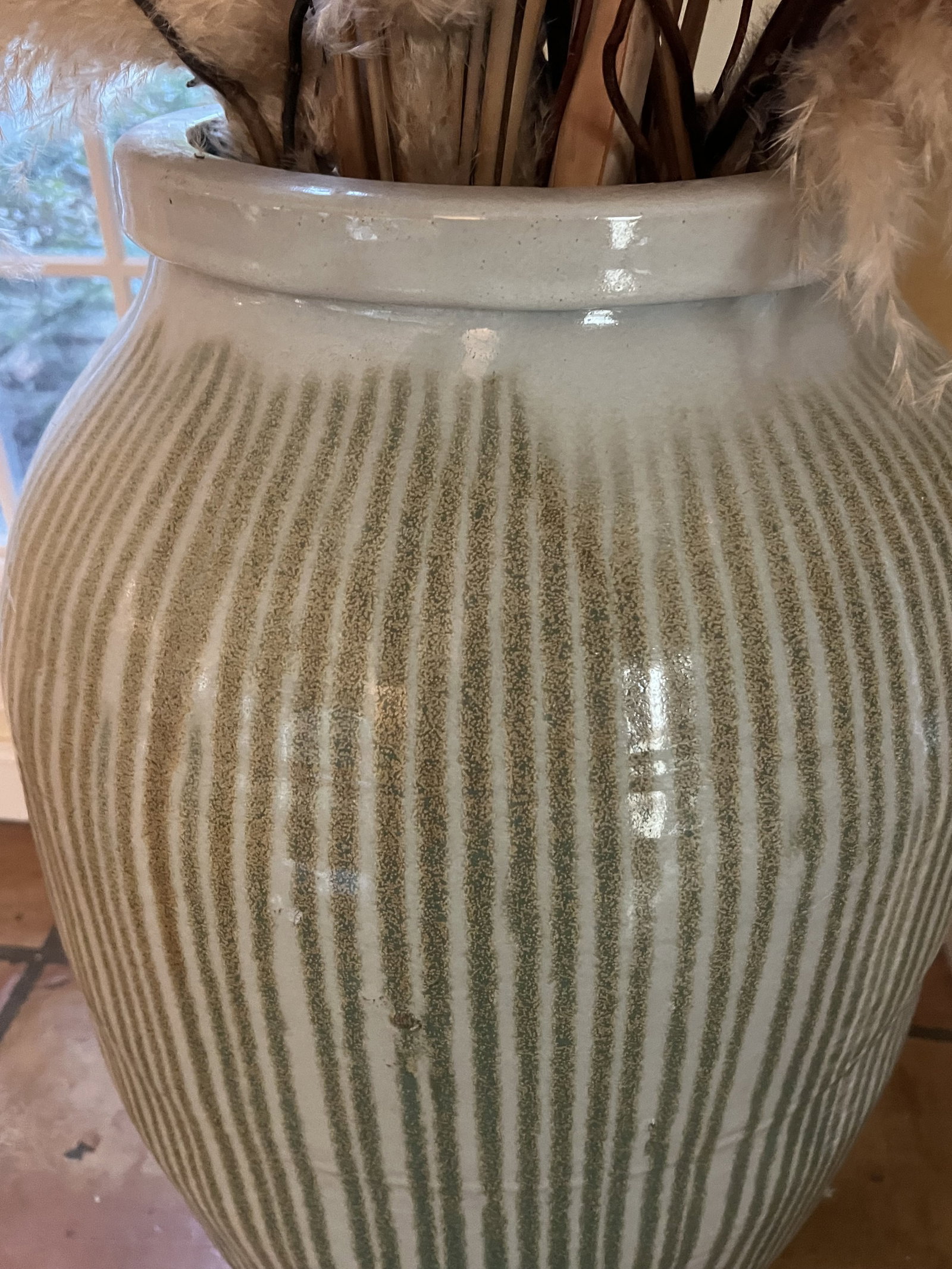 Japanese Shigaraki Stoneware Sake Urn - 4
