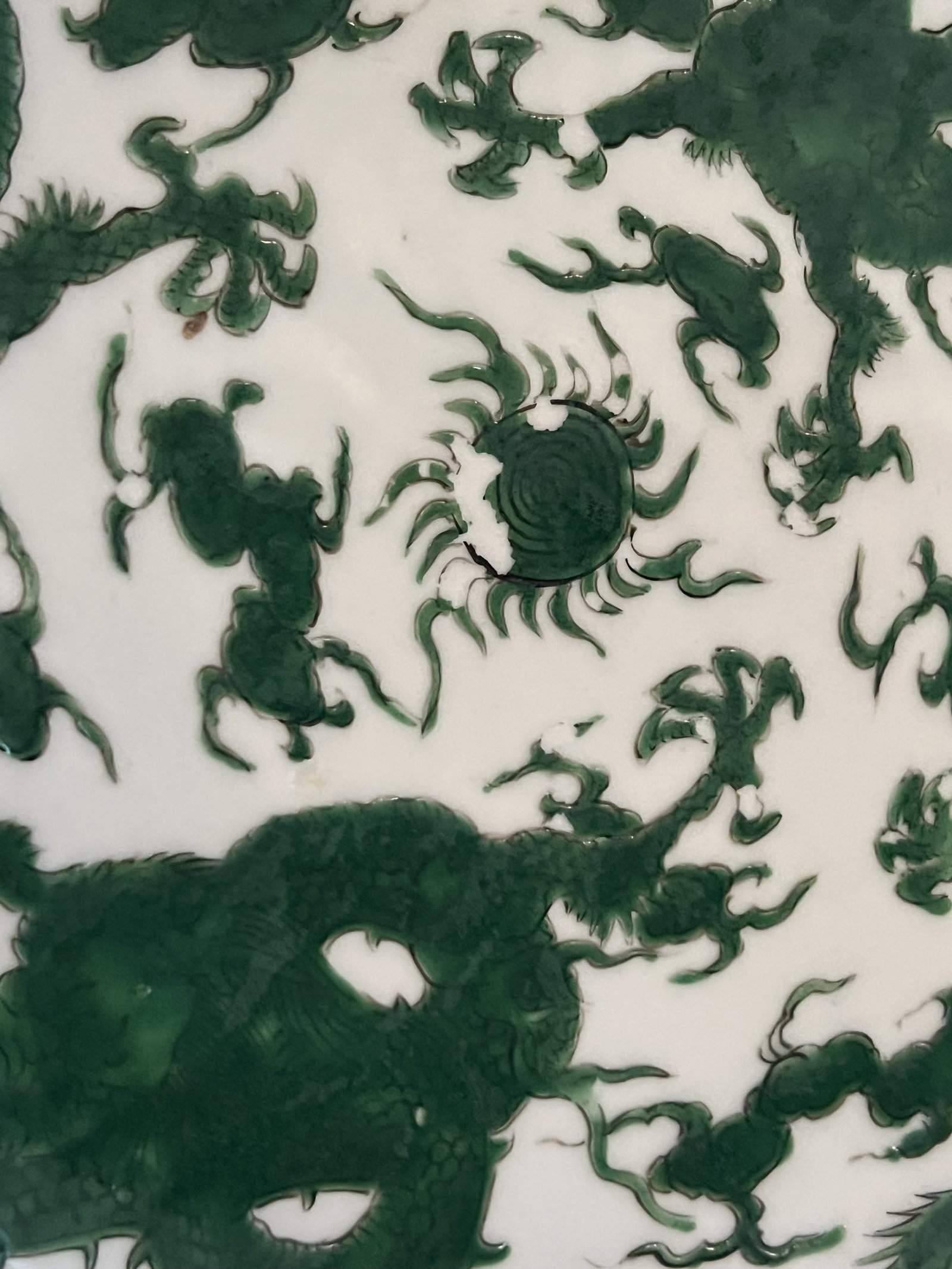 12 Green & White Chinese Dragon Plates - 11
