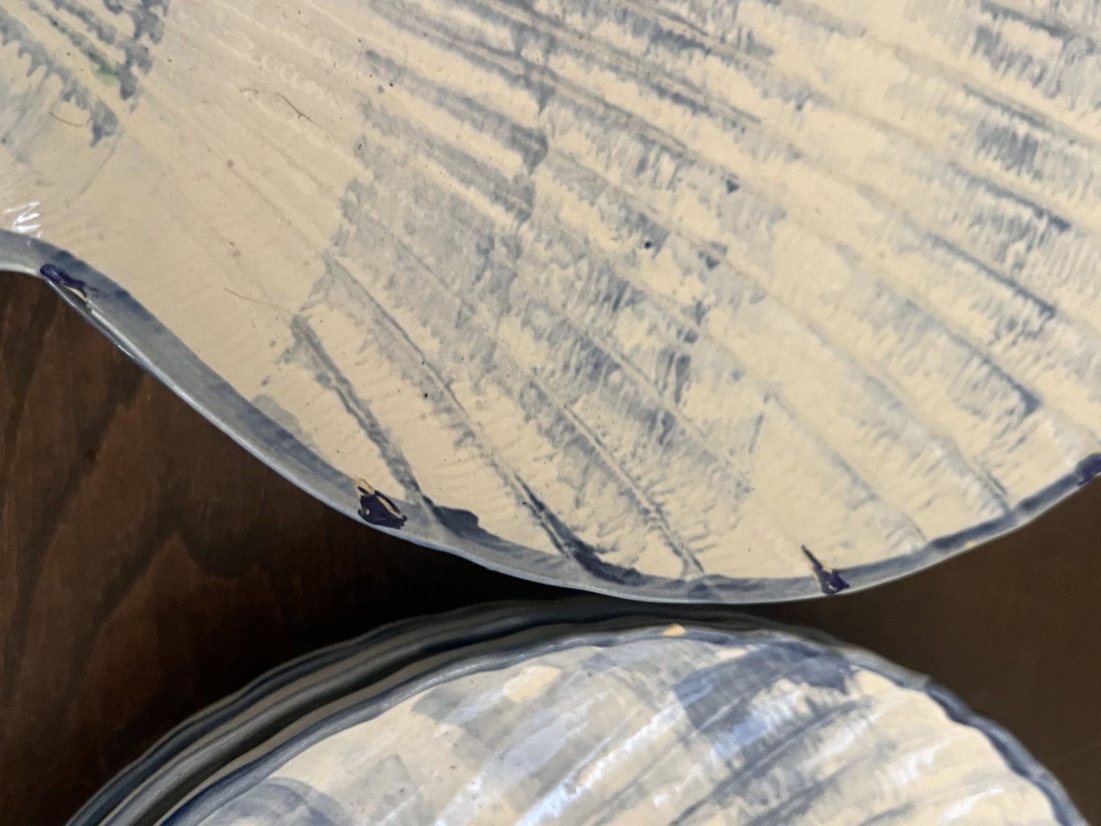 Louisville Stoneware Kentucky Made Shell Plates - 5