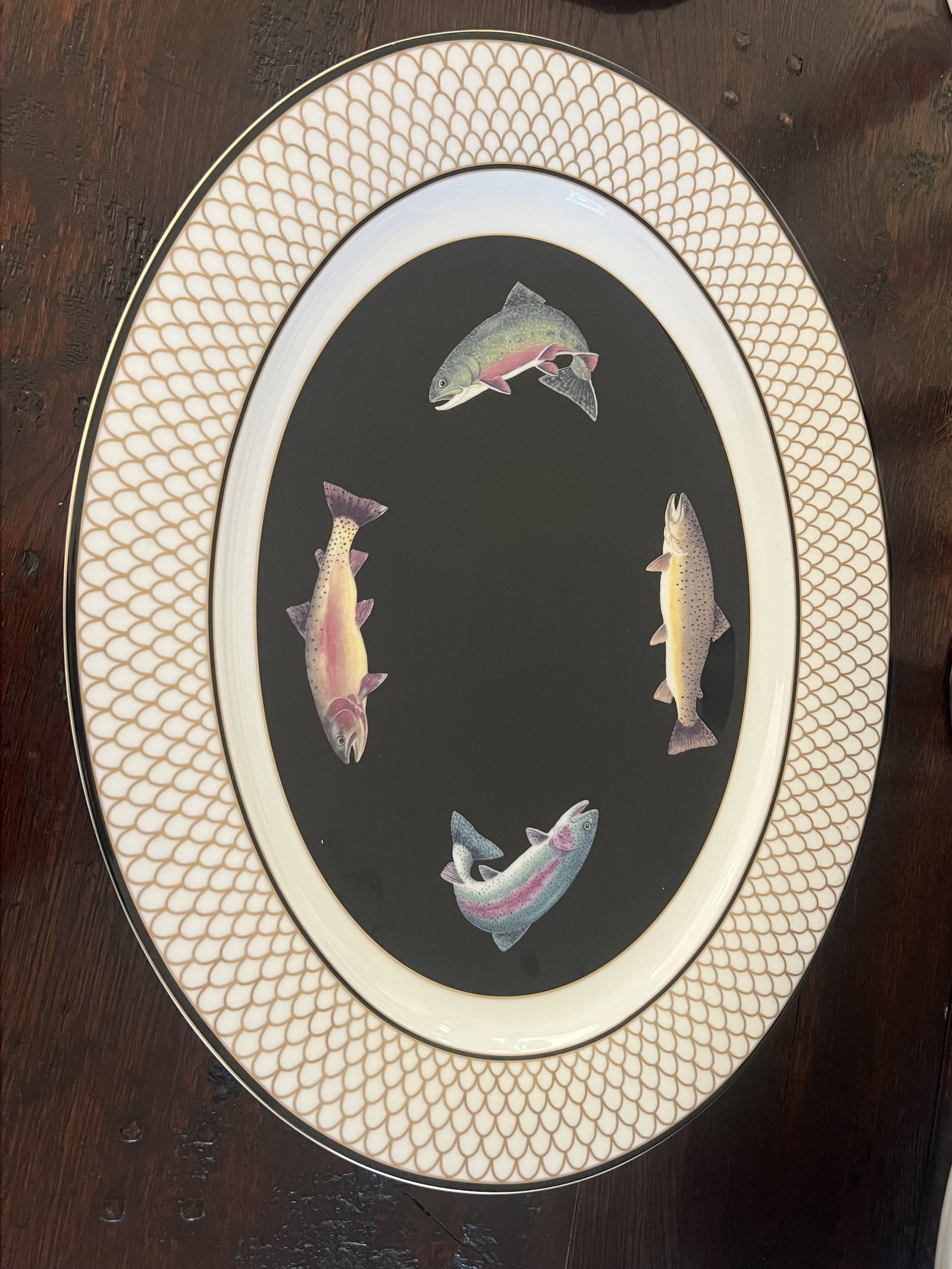 Lynn Chase American Waters Serving Platter: A large, serving platter with fish theme. Dimensions: L 16" x W 14" Condition; no issues to note. Low Estimate: 10.00 High Estimate: 10000.00