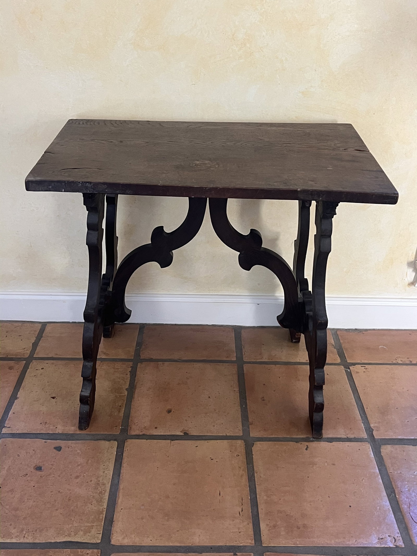Antique Italian Style Wood Table: Antique, maybe Italian or Italian Style. Dimensions: H 26" x L 29" x 18" Condition: Signs of age and some water marks to top. Loss to top. Low Estimate: 10.00 High Estimate: 10000.00